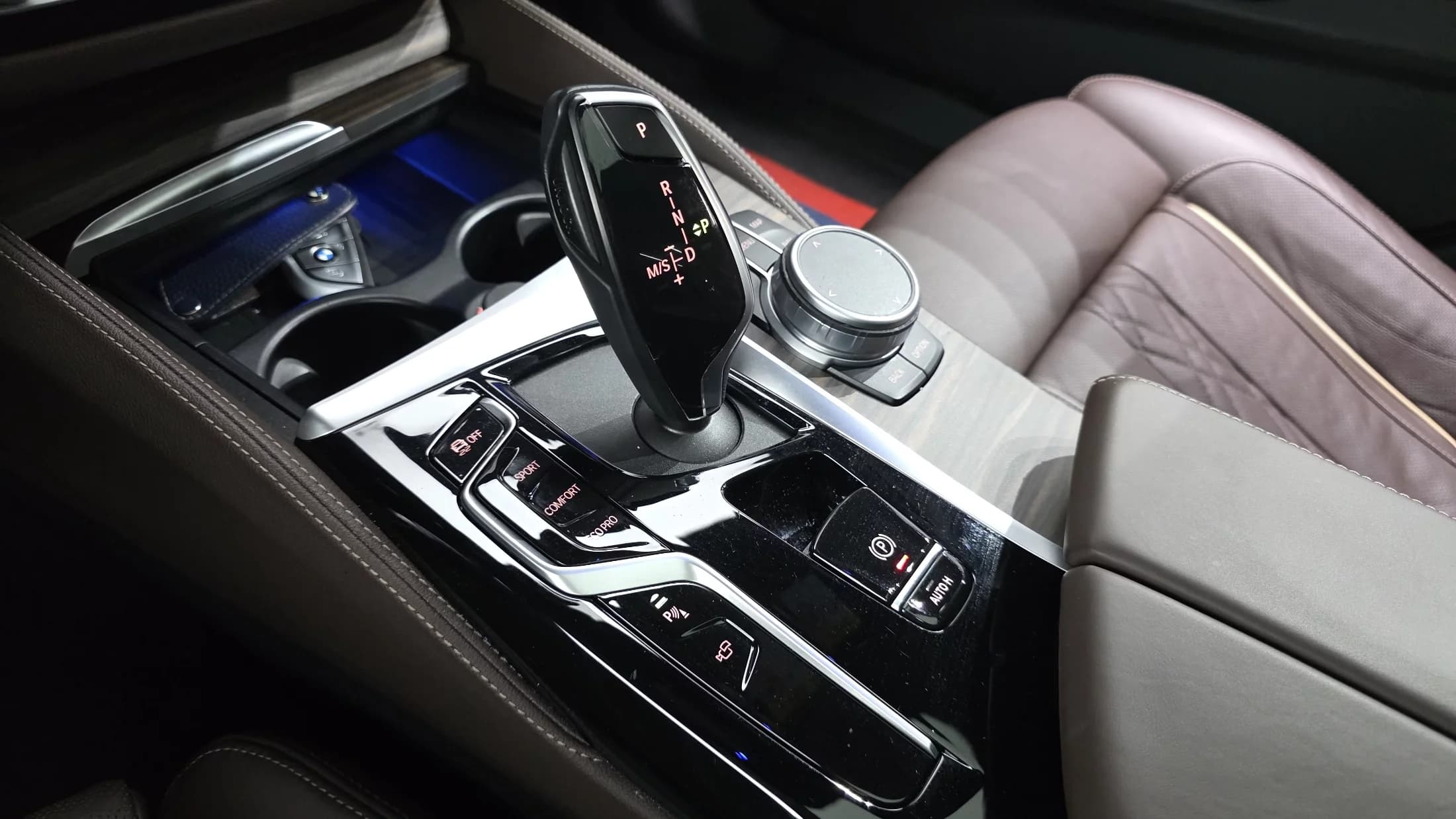 BMW 5-Series 530i M Sport Package, 2021 г. 52678 км. — фото 9