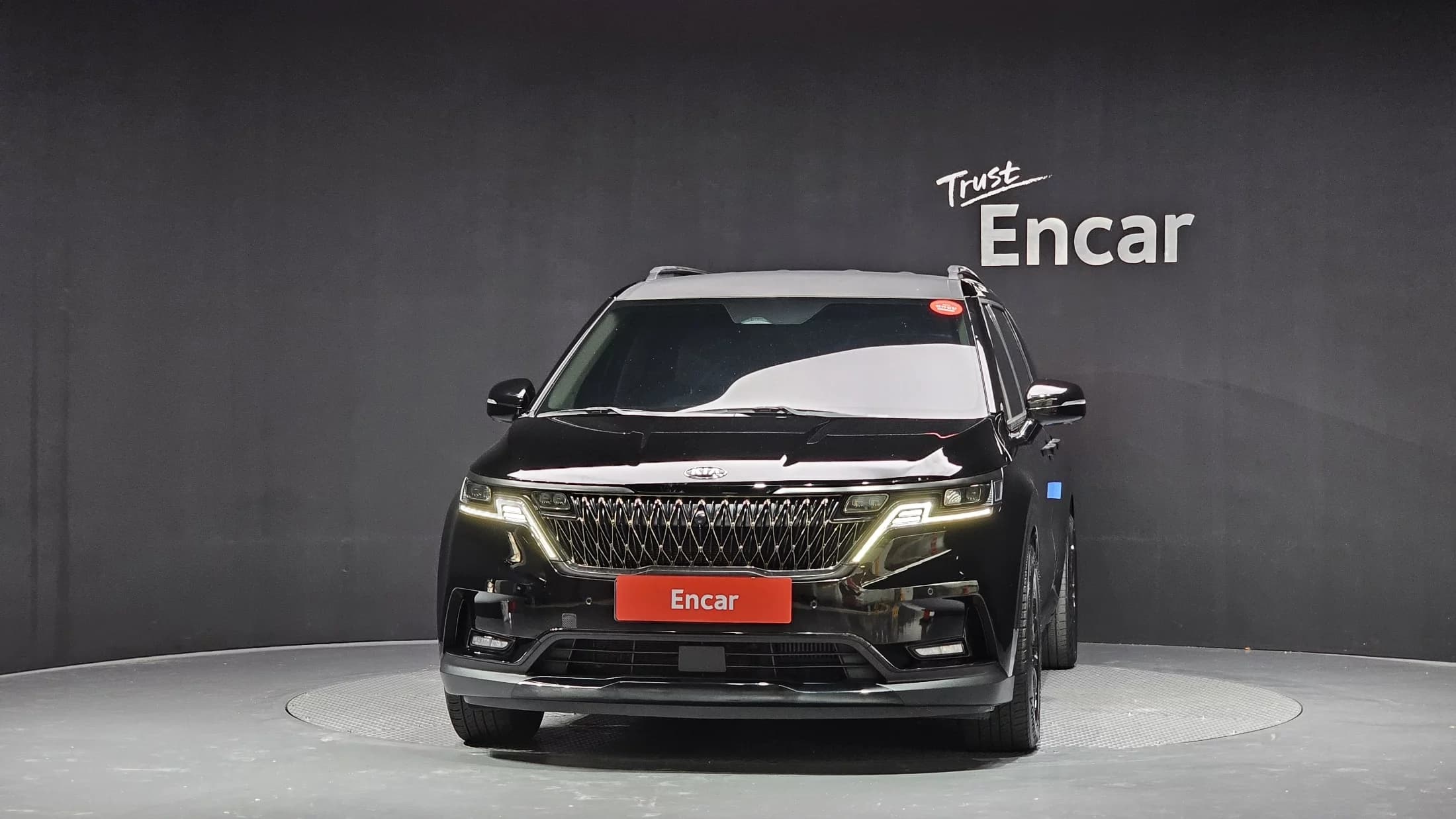 Kia Carnival 7-Seater Signature, 2021 г. 106126 км. — фото 3