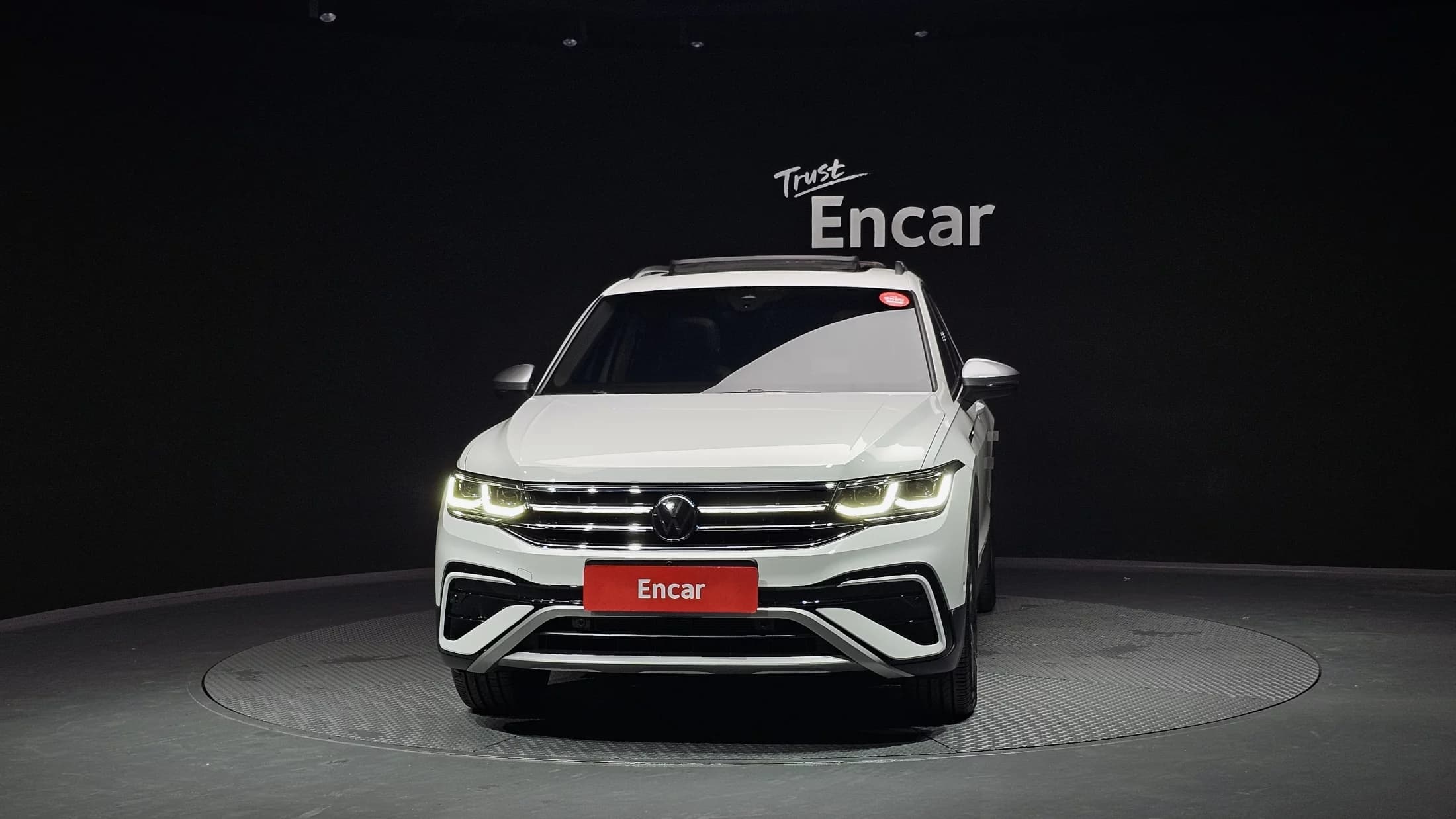Volkswagen TIGUAN 2.0 TSI Prestige, 2023 г. 18911 км. — фото 3