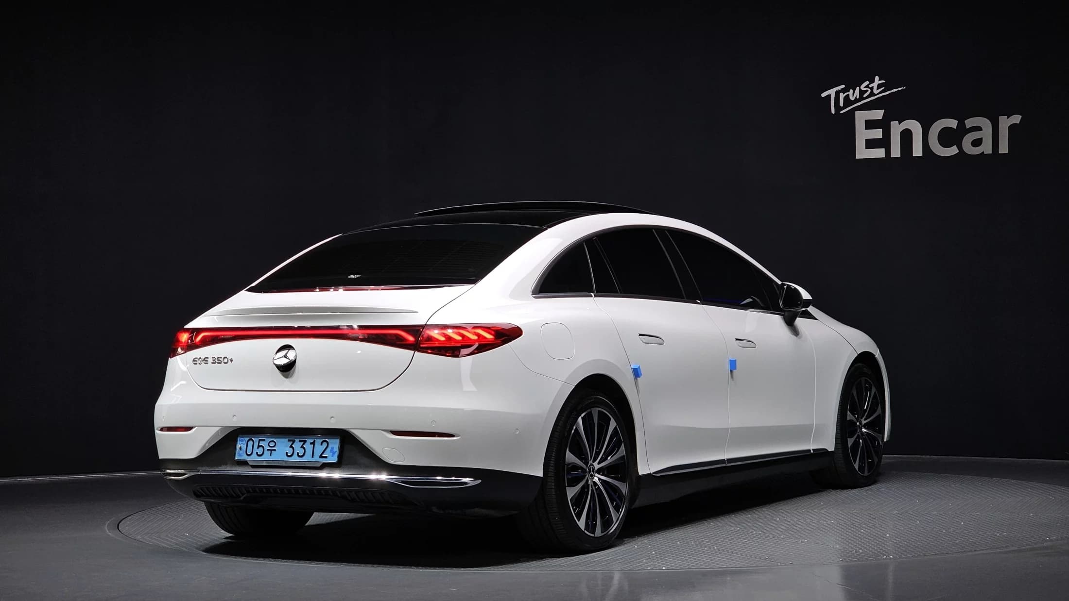Mercedes-Benz EQE EQE350+, электромобиль, 2022 г. 90339 км. — фото 2