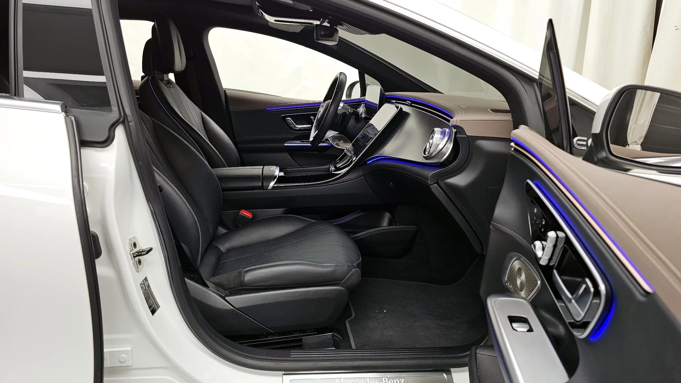 Mercedes-Benz EQE EQE350+, электромобиль, 2022 г. 90339 км. — фото 11