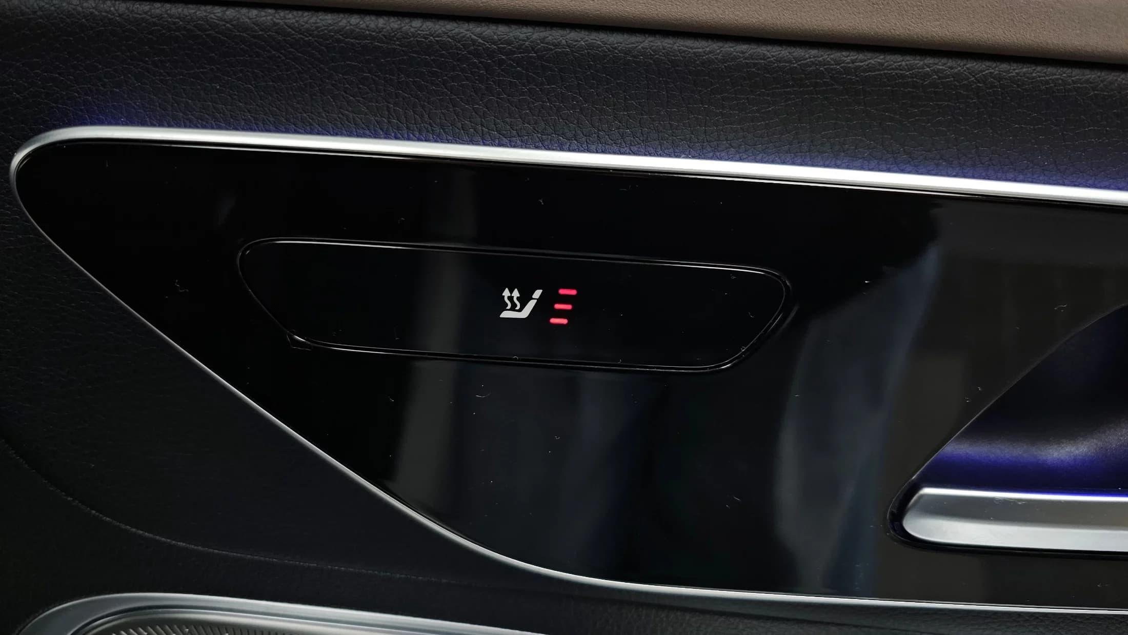 Mercedes-Benz EQE EQE350+, электромобиль, 2022 г. 90339 км. — фото 19