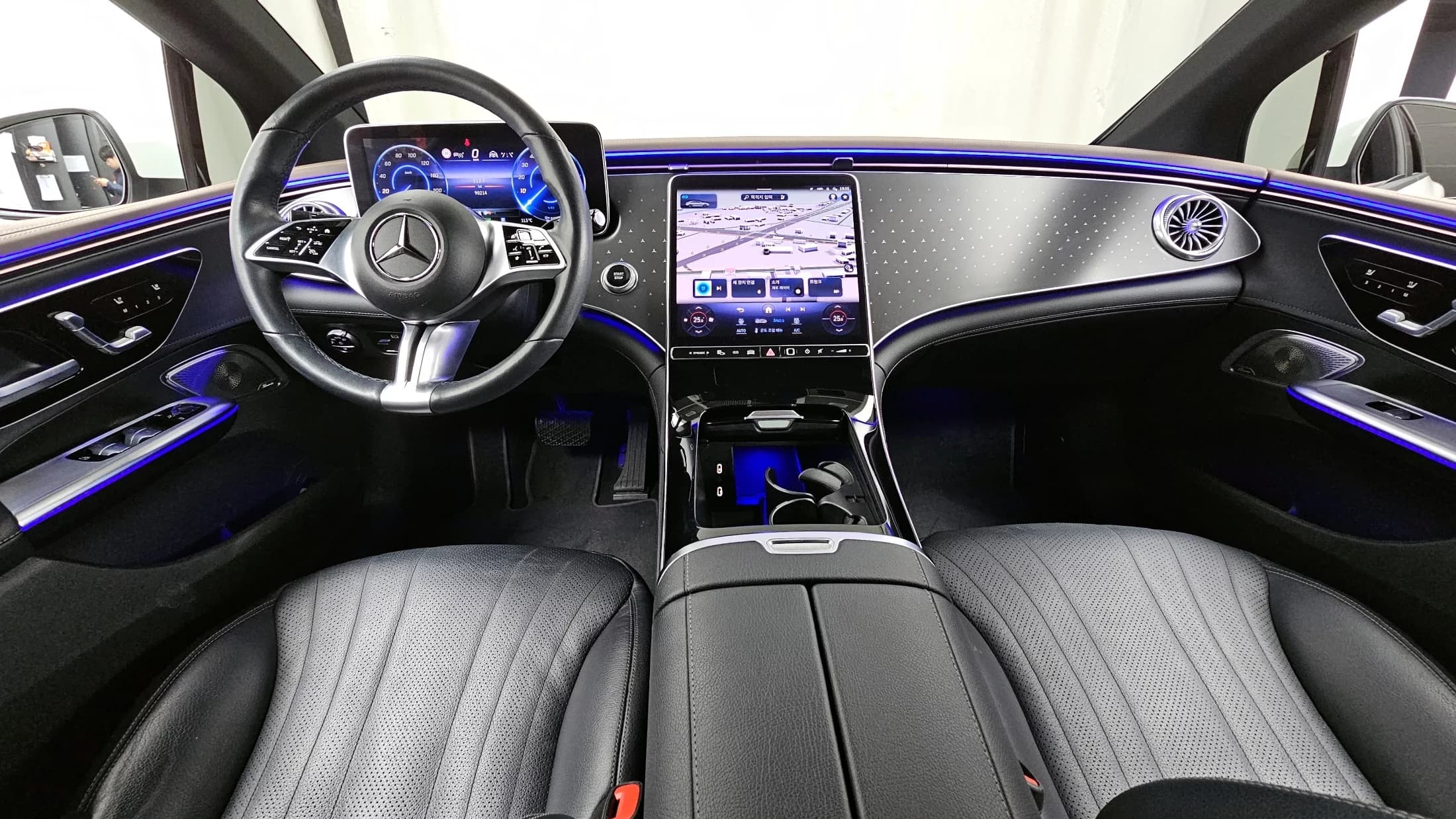 Mercedes-Benz EQE EQE350+, электромобиль, 2022 г. 90339 км. — фото 7