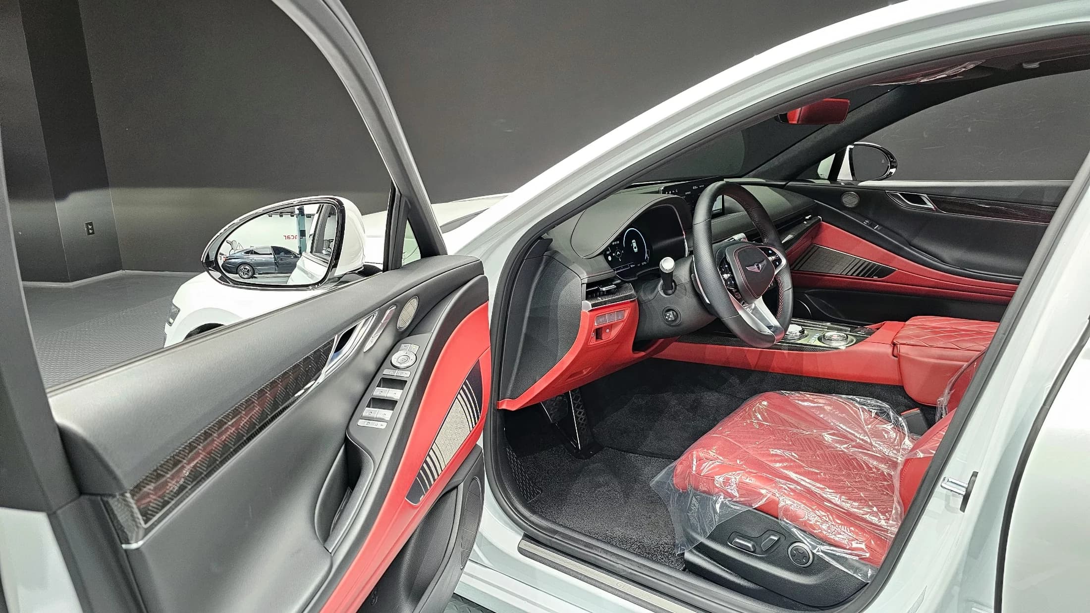 Genesis G80 Gasoline 3.5 Turbo AWD, 2023 г. 32205 км. — фото 11