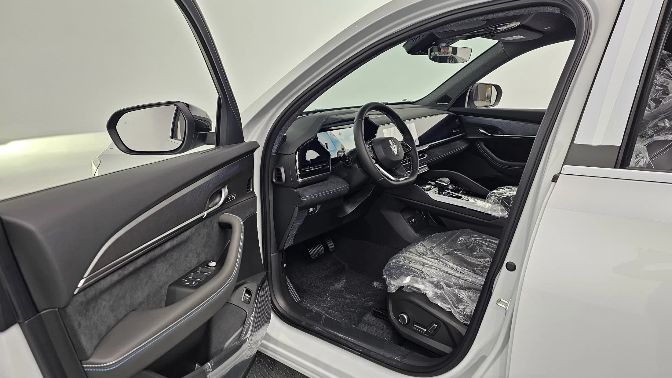 Renault Grand Koleos 1.5 E-TECH Esprit Alphine 2WD, гибрид, 2025 г. — фото 11