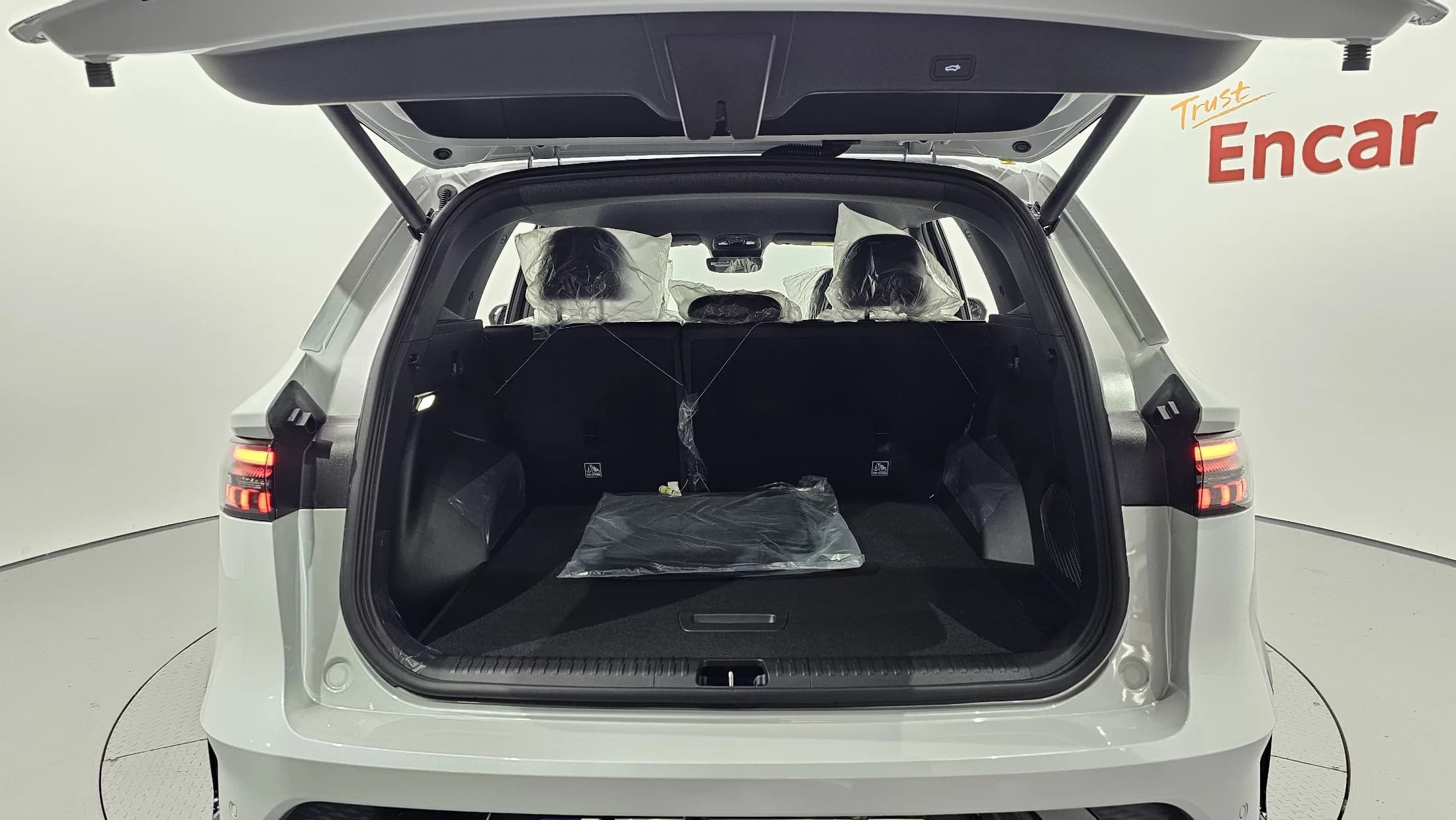 Renault Grand Koleos 1.5 E-TECH Esprit Alphine 2WD, гибрид, 2025 г. — фото 20