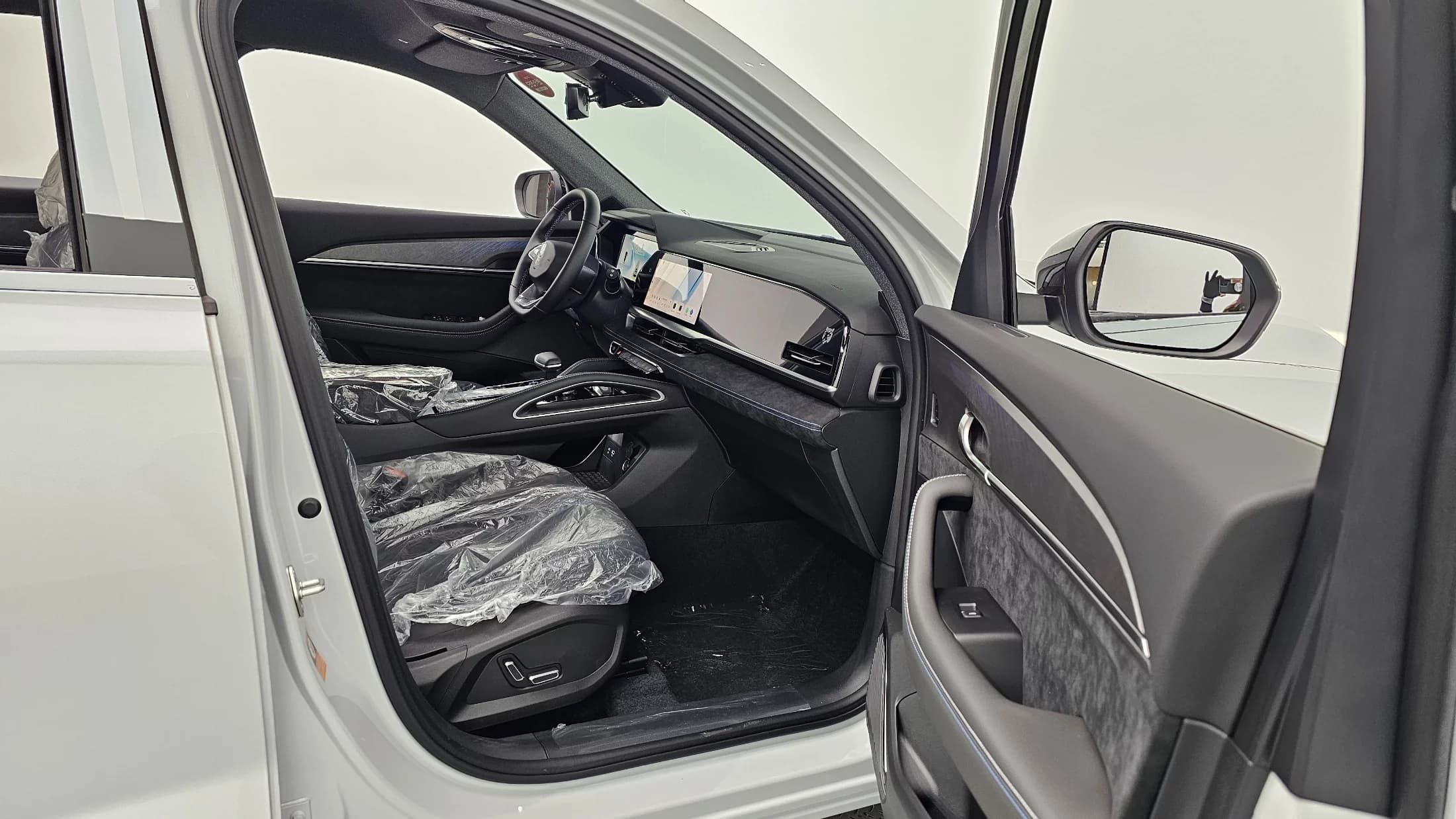 Renault Grand Koleos 1.5 E-TECH Esprit Alphine 2WD, гибрид, 2025 г. — фото 10