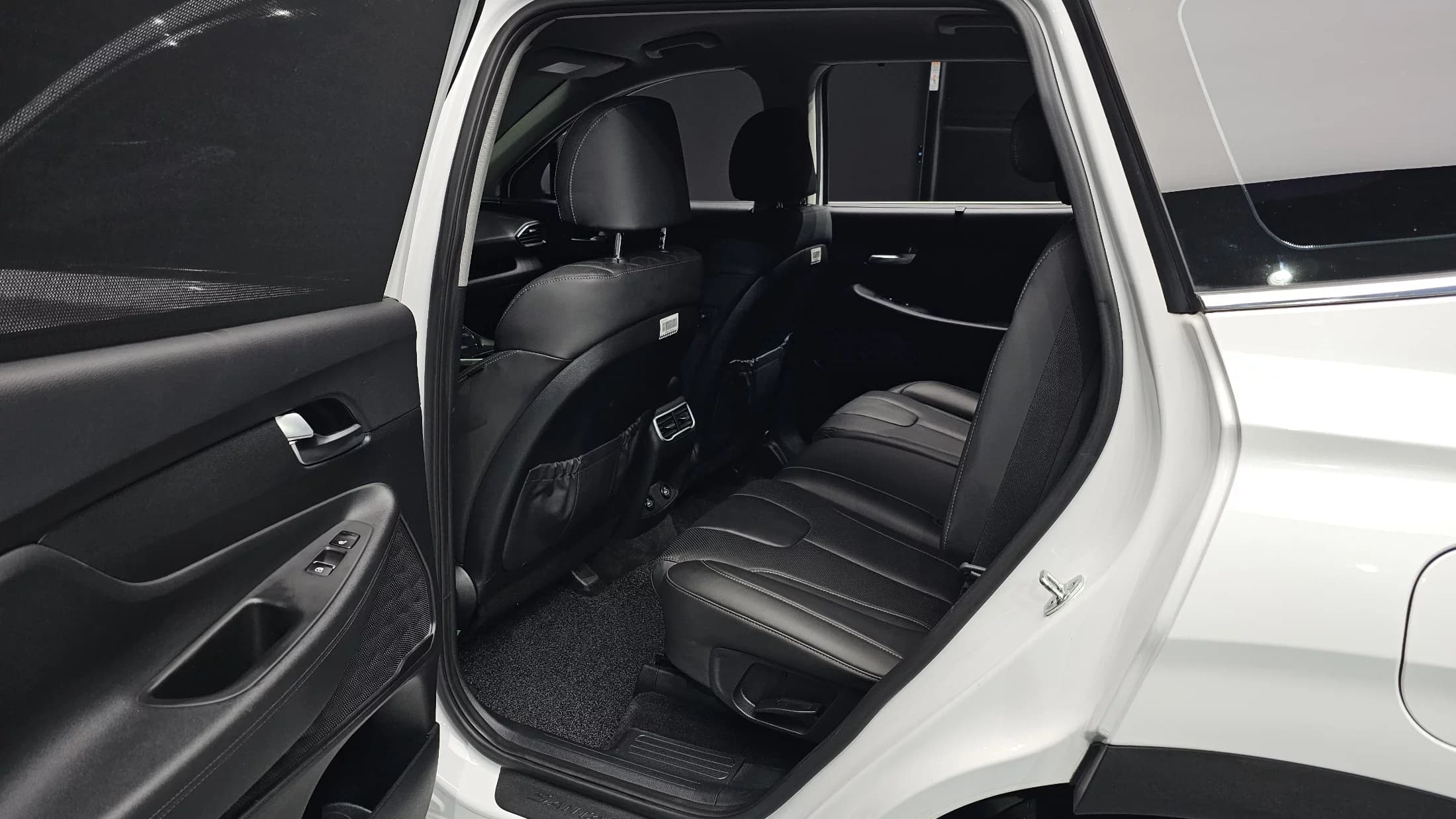 Hyundai Santa Fe Diesel 2.2 2WD Prestige, 2021 г. 75467 км. — фото 12