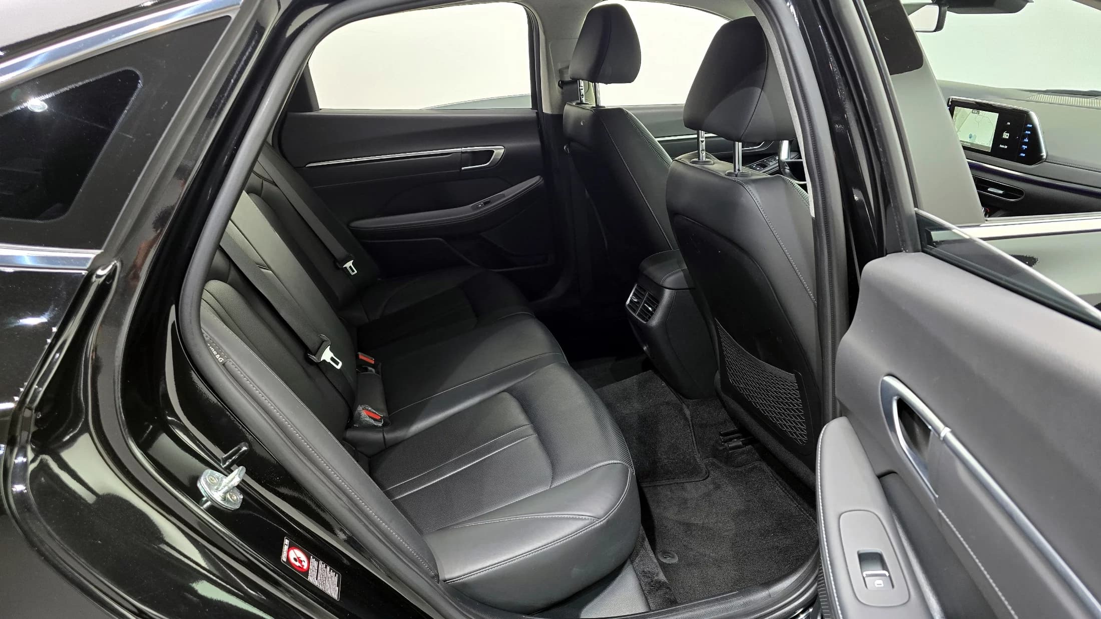 Hyundai Sonata 2.0 Premium Plus, 2021 г. 68800 км. — фото 25