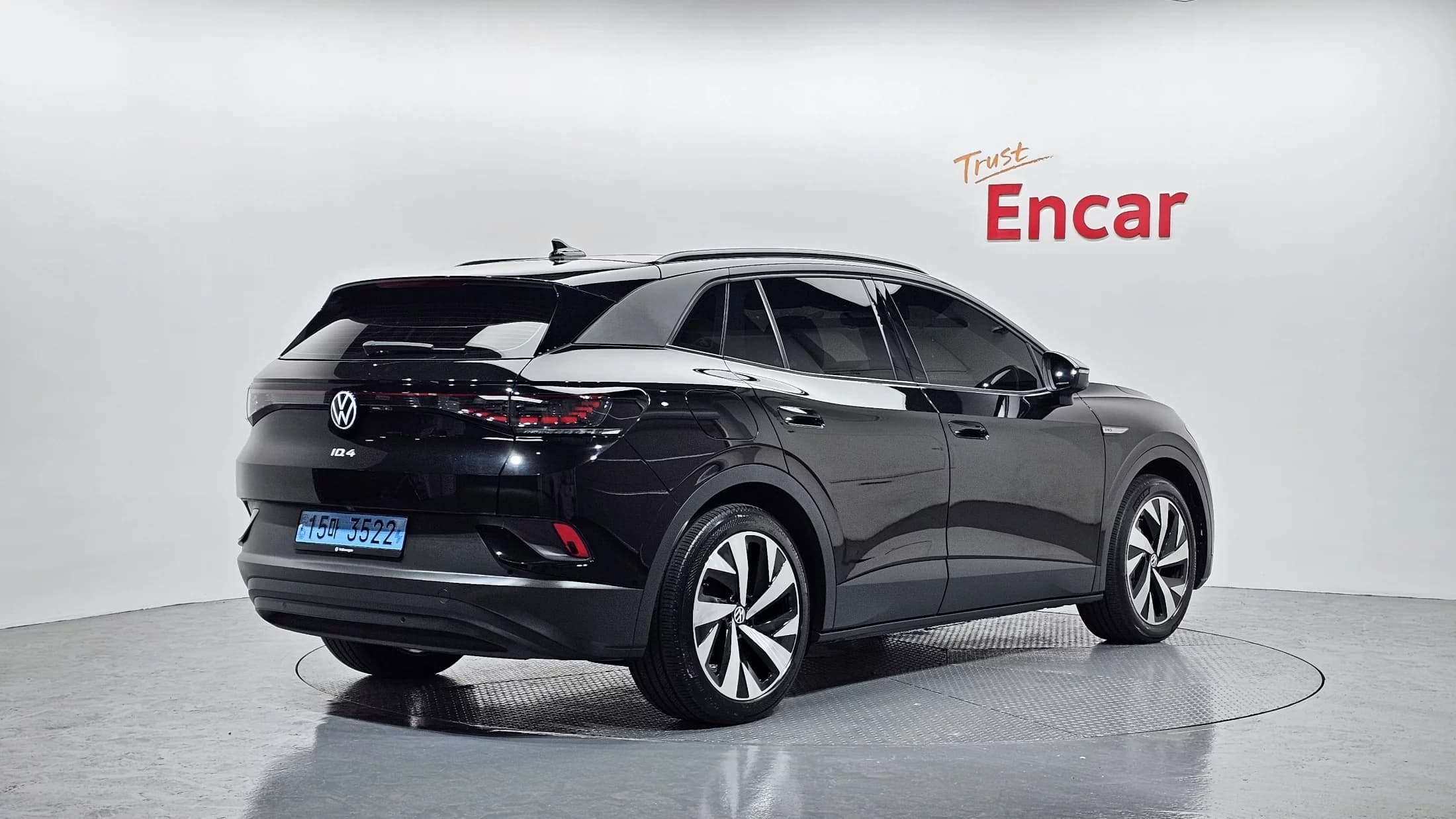 Volkswagen ID.4 Pro, электромобиль, 2022 г. 68052 км. — фото 2