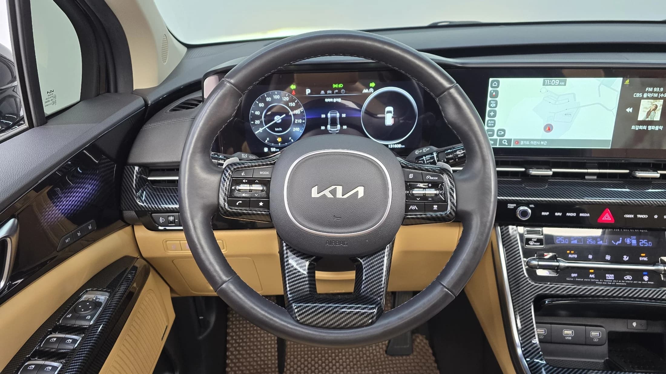 Kia Carnival 9-Seater Signature, 2022 г. 131685 км. — фото 13