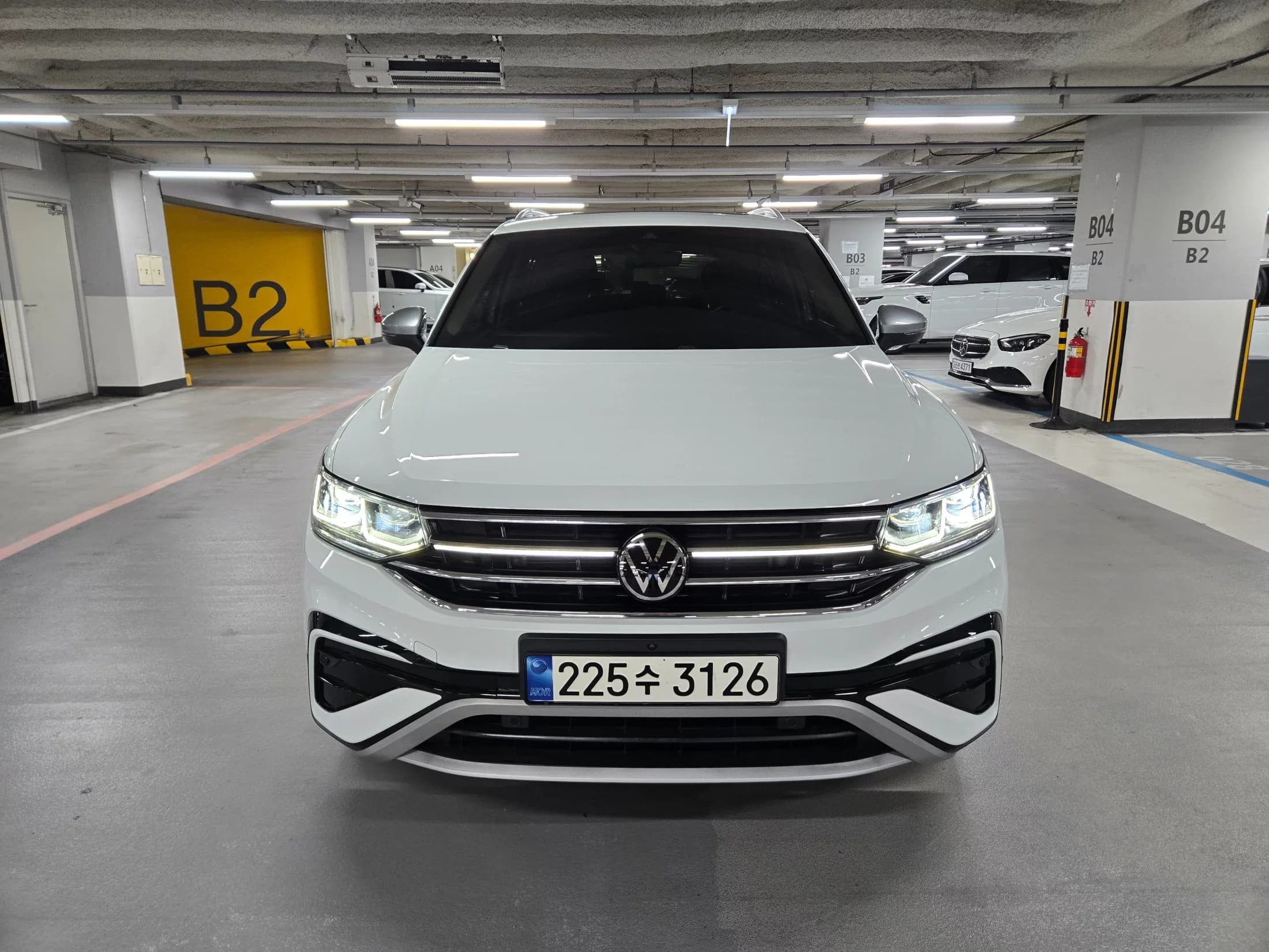 Volkswagen TIGUAN 2.0 TSI Prestige, 2022 г. 66703 км. — фото 3