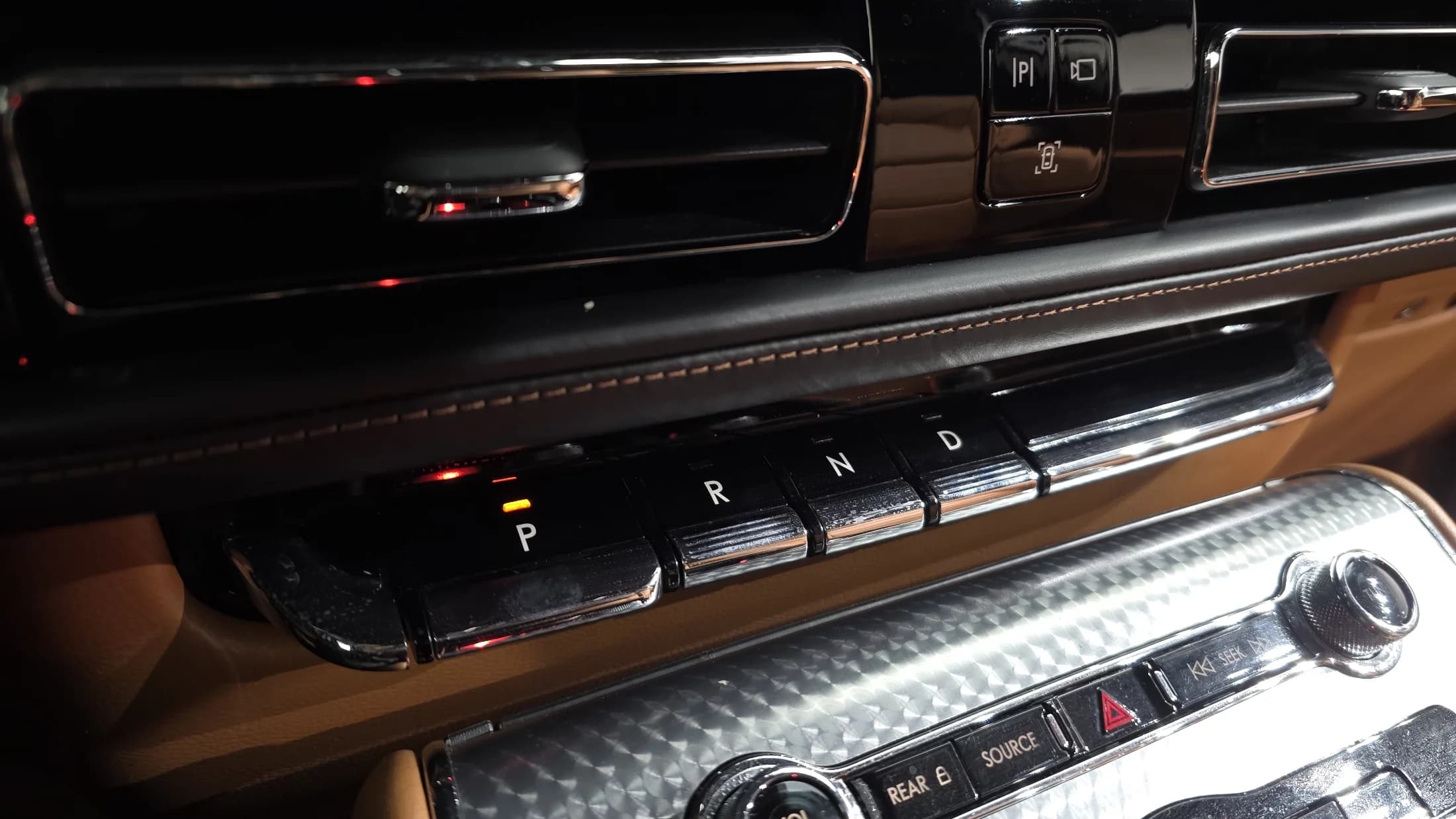 Lincoln AVIATOR 3.0 Black Label AWD, 2022 г. 48583 км. — фото 9