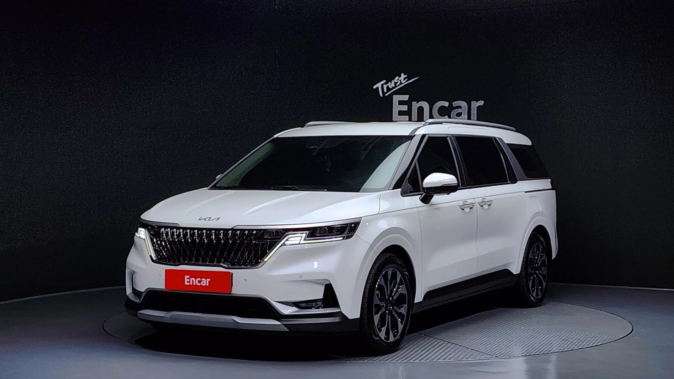 Kia Carnival 9-Seater Prestige, 2022 г. 59899 км.