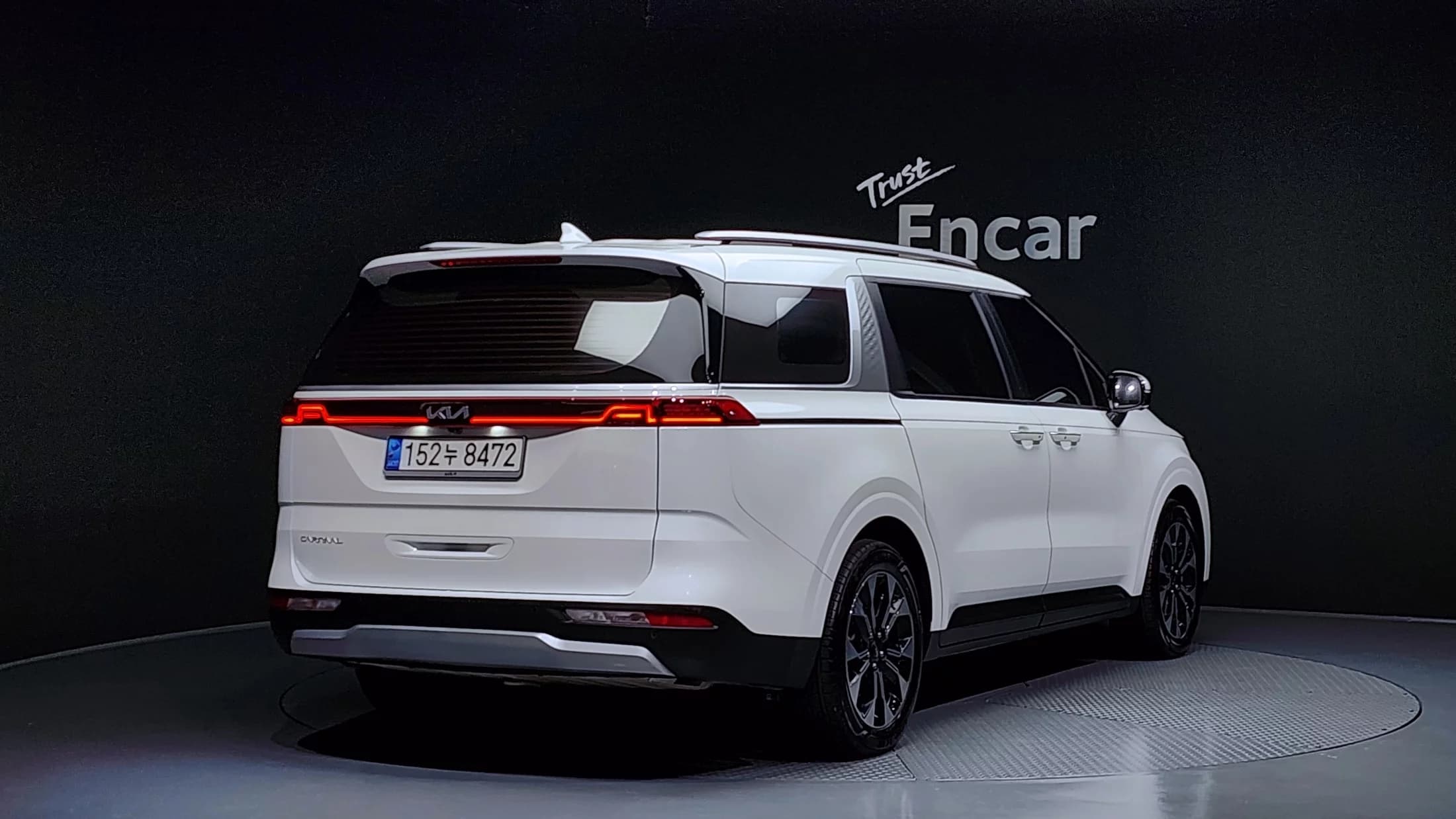 Kia Carnival 9-Seater Prestige, 2022 г. 59899 км. — фото 2