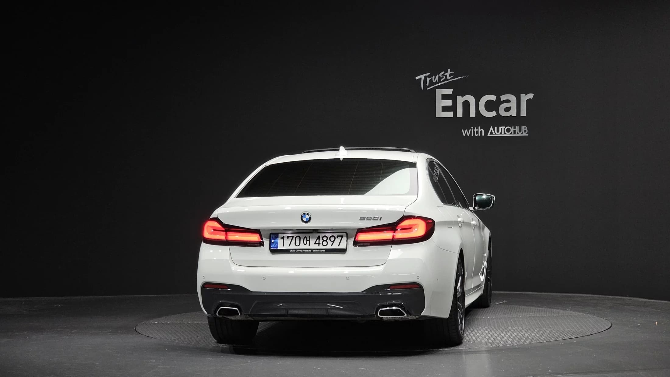 BMW 5-Series 520i M Sport, 2023 г. 26227 км. — фото 4