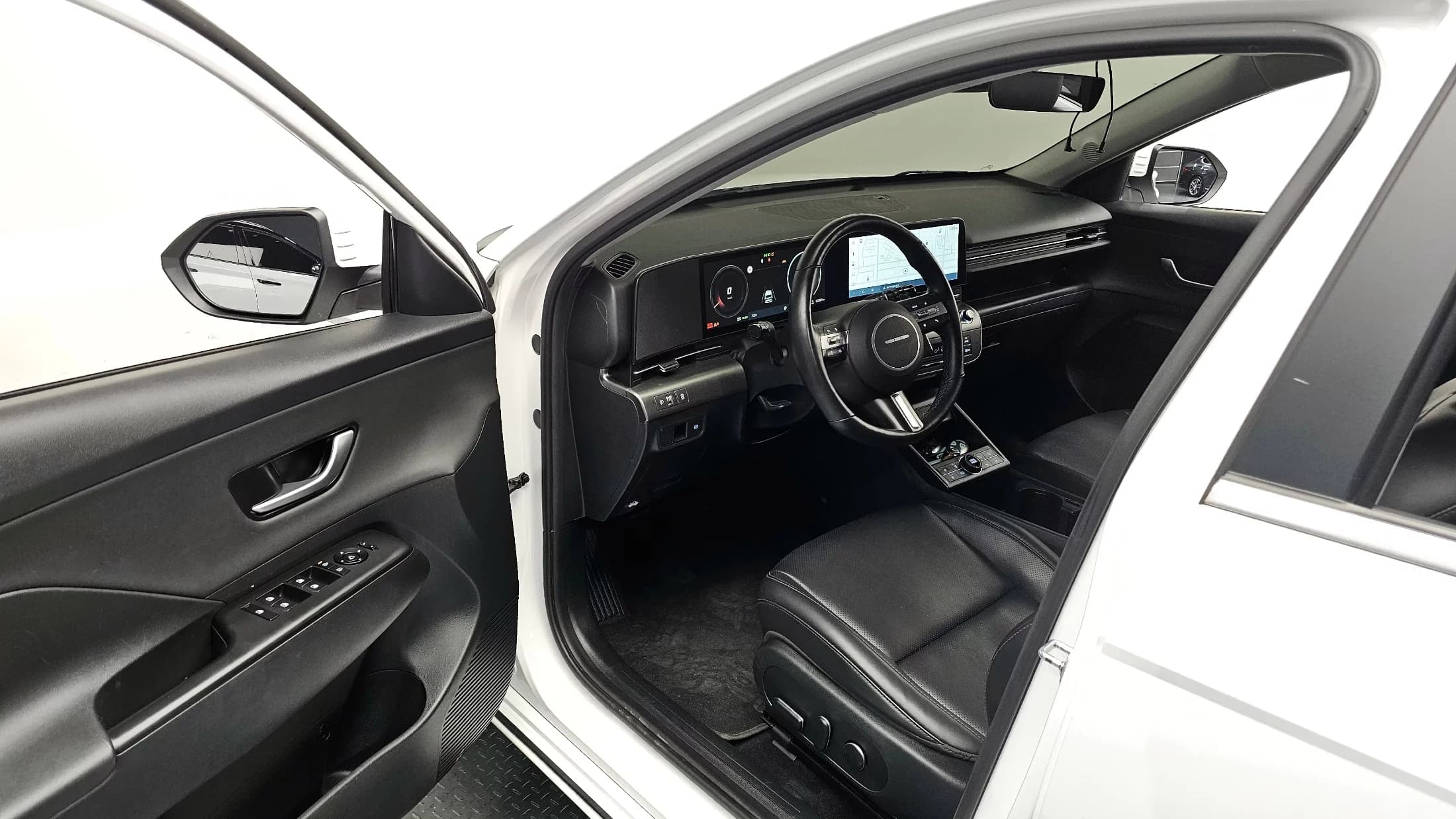 Hyundai Kona Electric Long Range Premium, электромобиль, 2023 г. 82975 км. — фото 11