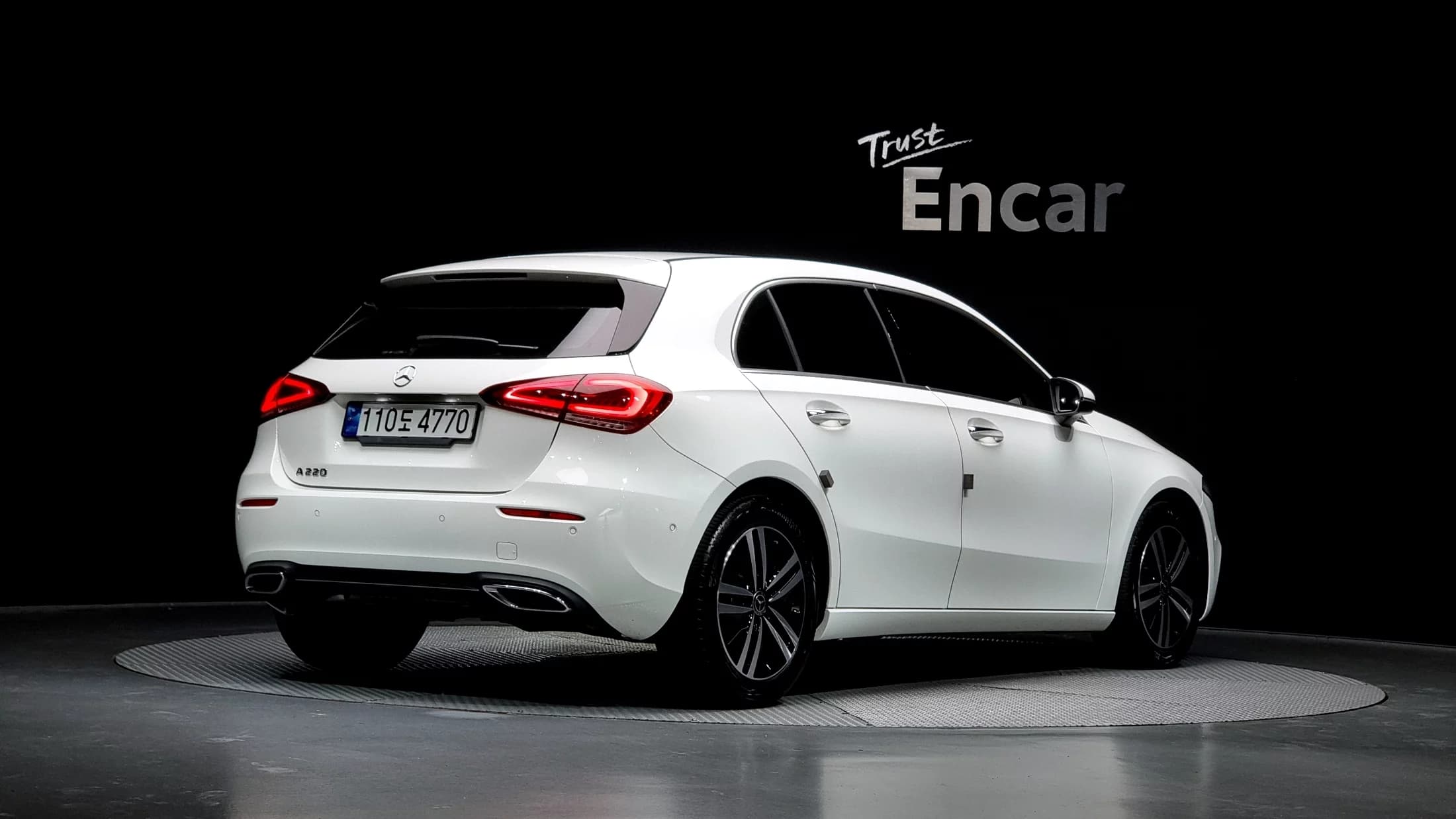 Mercedes-Benz A-Class A220 Hatchback, 2023 г. 18916 км.