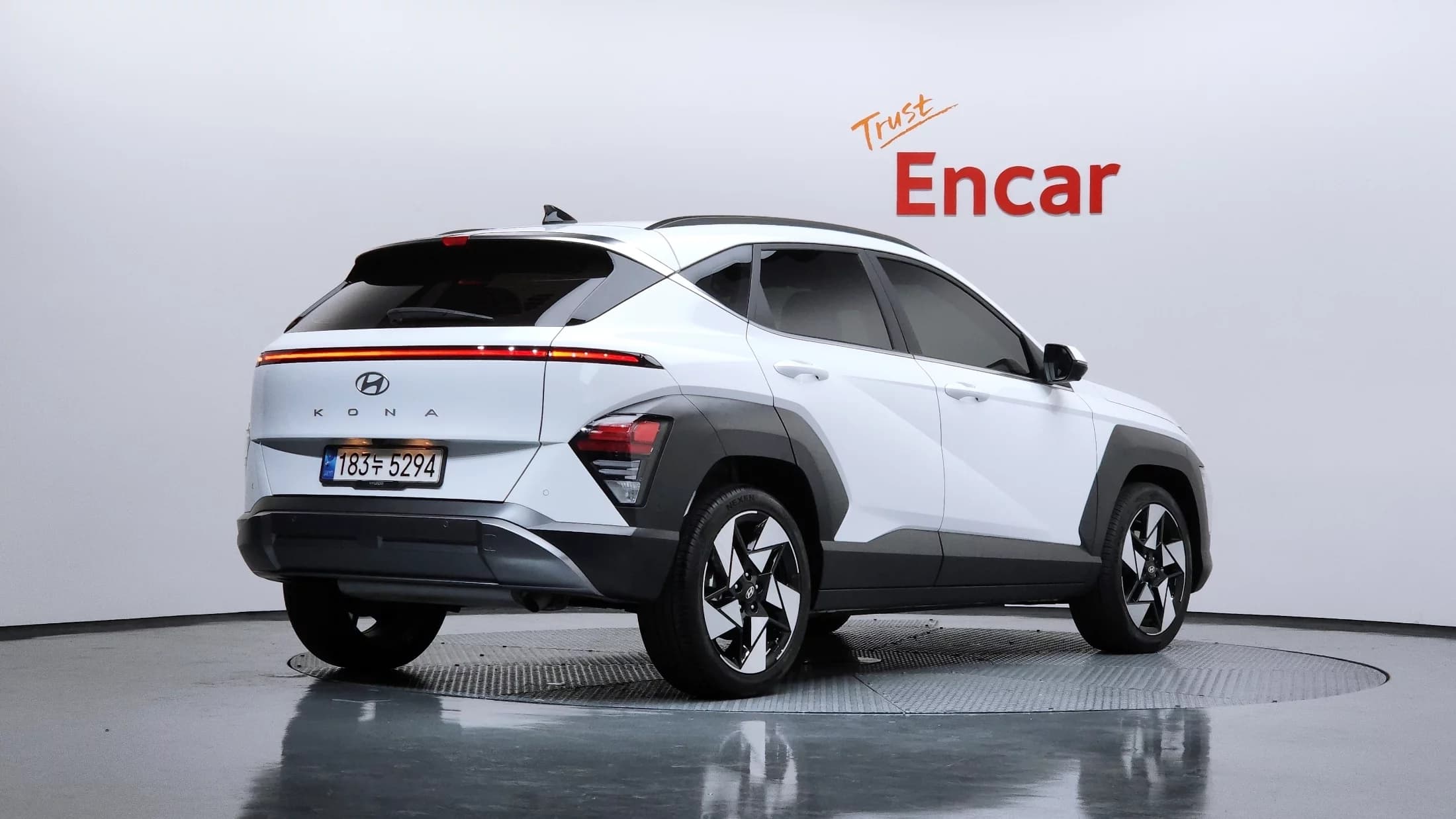 Hyundai Kona Gasoline 1.6 Turbo 2WD Inspiration, 2023 г. 14638 км. — фото 2