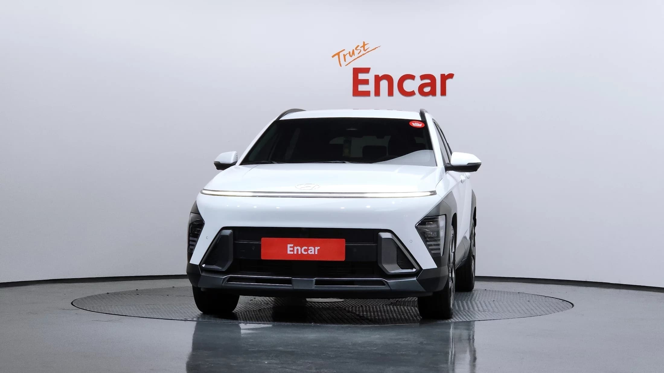 Hyundai Kona Gasoline 1.6 Turbo 2WD Inspiration, 2023 г. 14638 км. — фото 3