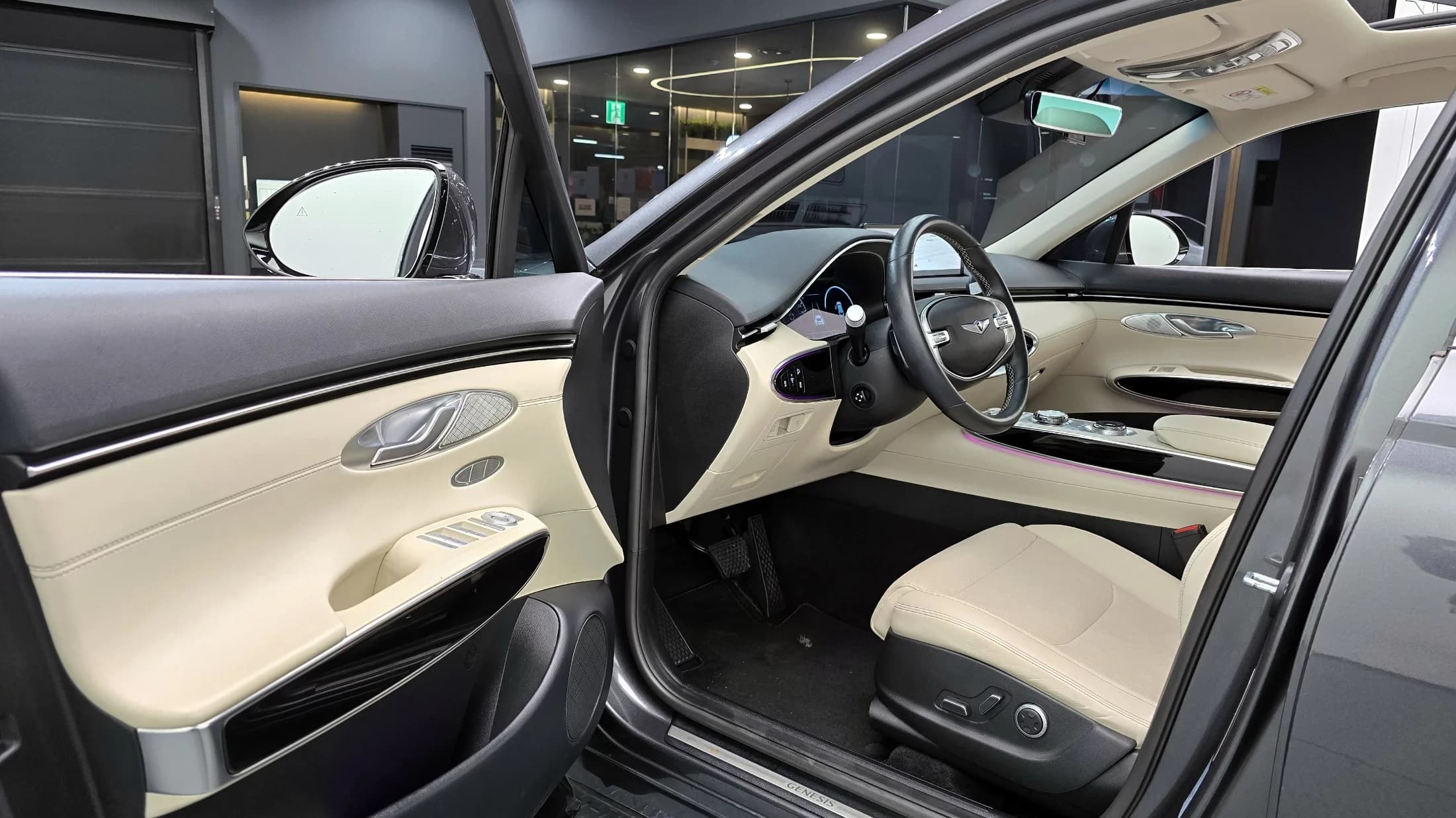 Genesis GV70 2.5T Gasoline AWD, 2021 г. 44083 км. — фото 11