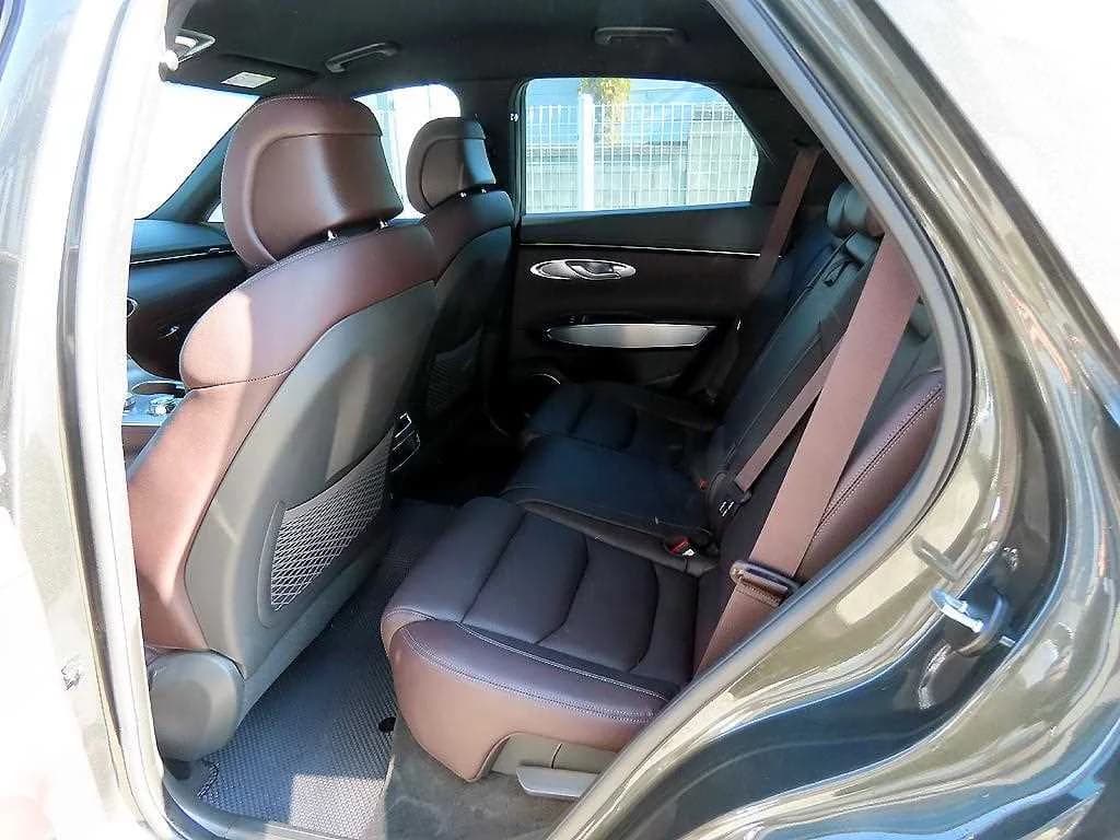 Genesis GV70 2.5T Gasoline AWD, 2024 г. 31791 км. — фото 6