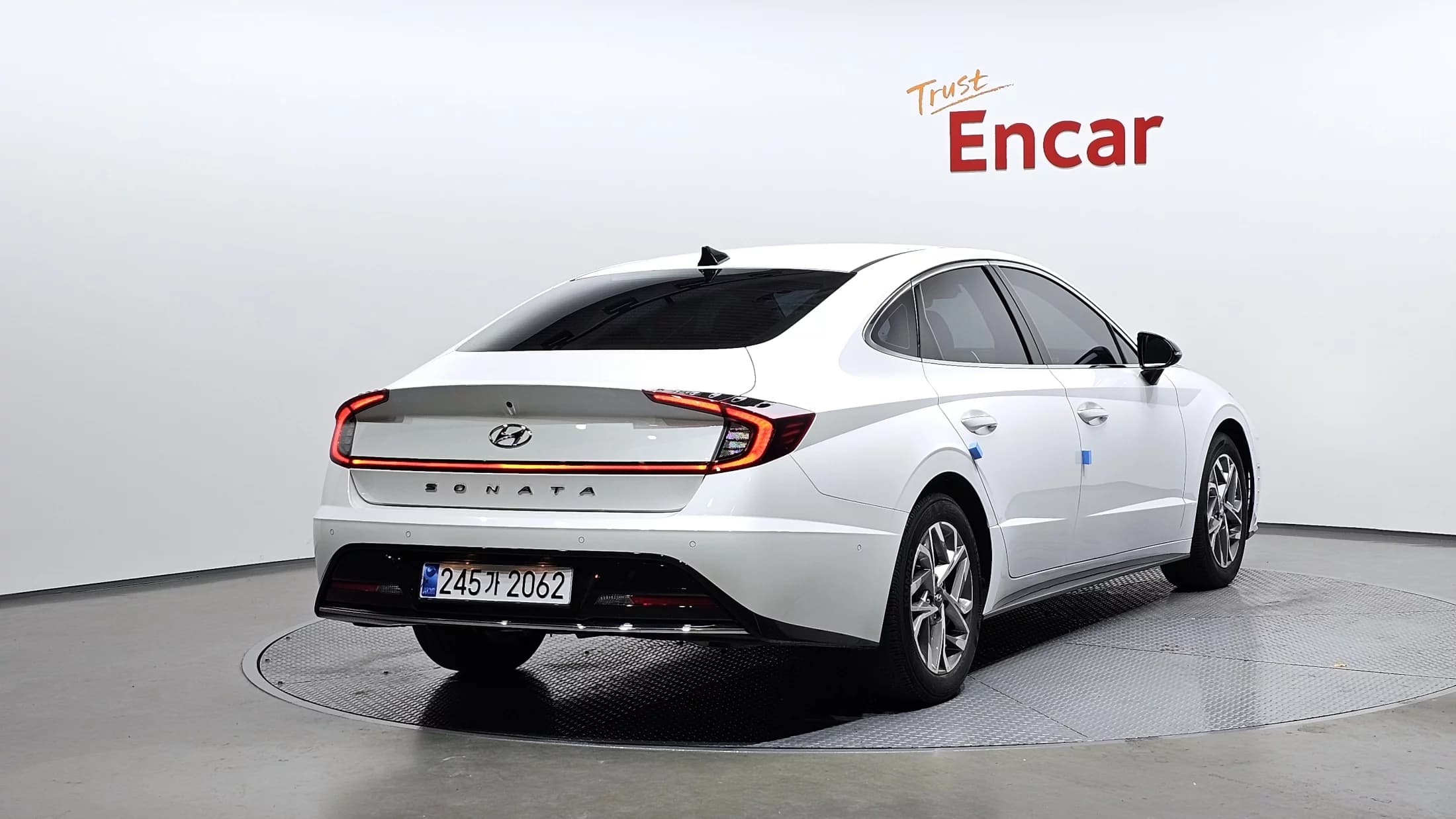 Hyundai Sonata 2.0 Premium Plus, 2021 г. 78635 км. — фото 2