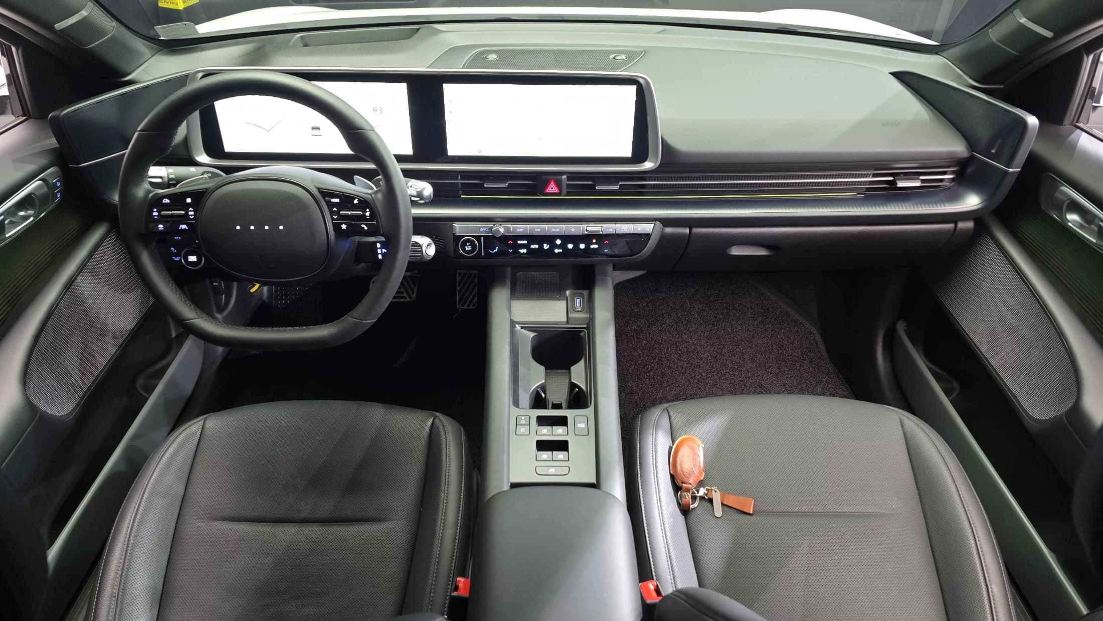 Hyundai Ioniq 6 Long Range AWD Prestige, электромобиль, 2022 г. 27426 км. — фото 7