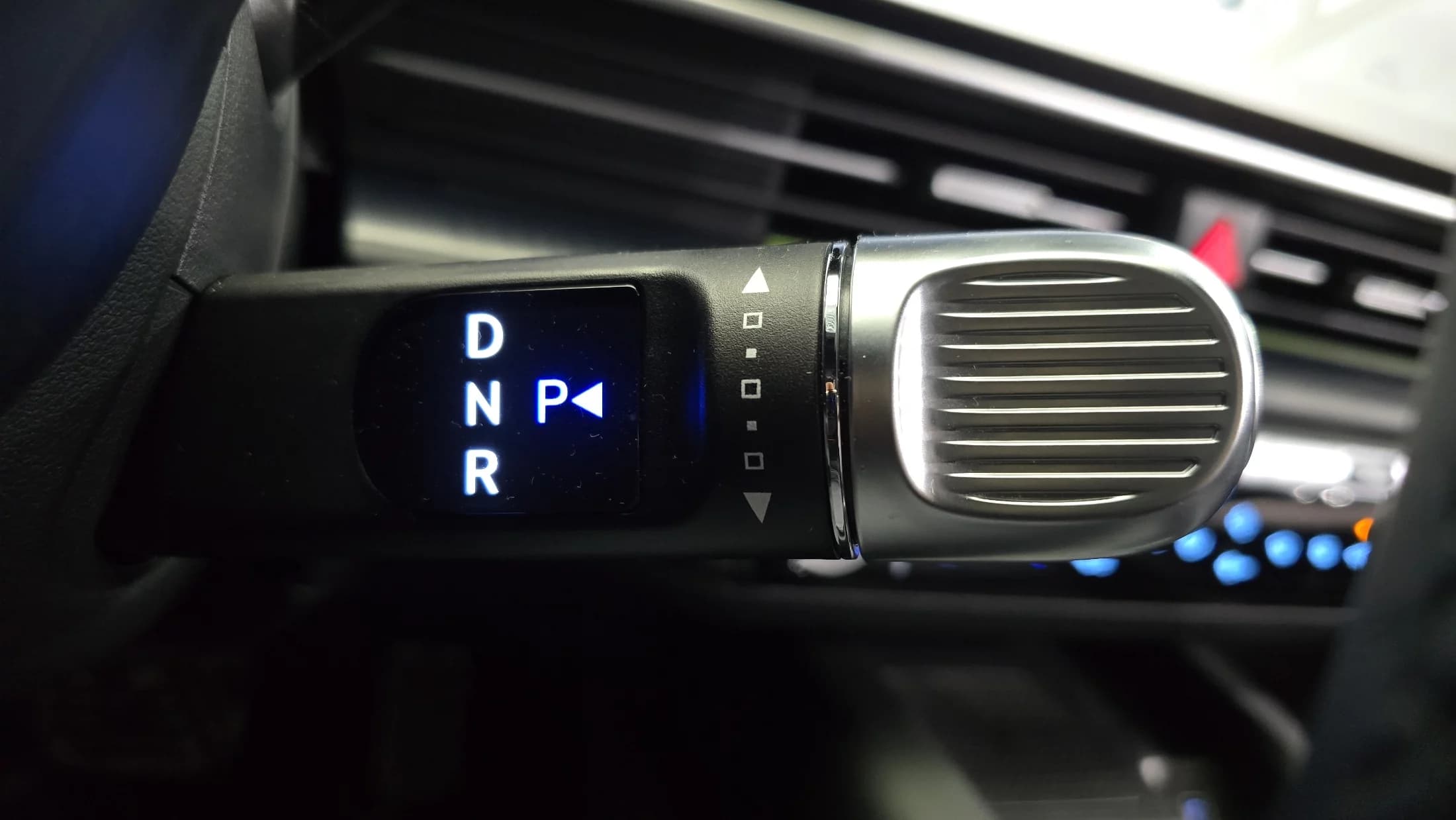 Hyundai Ioniq 6 Long Range AWD Prestige, электромобиль, 2022 г. 27426 км. — фото 9