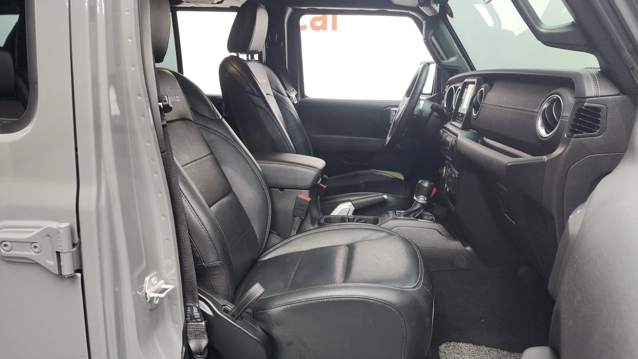 Jeep WRANGLER 2.0 Overland 4Door, 2022 г. 88505 км. — фото 11