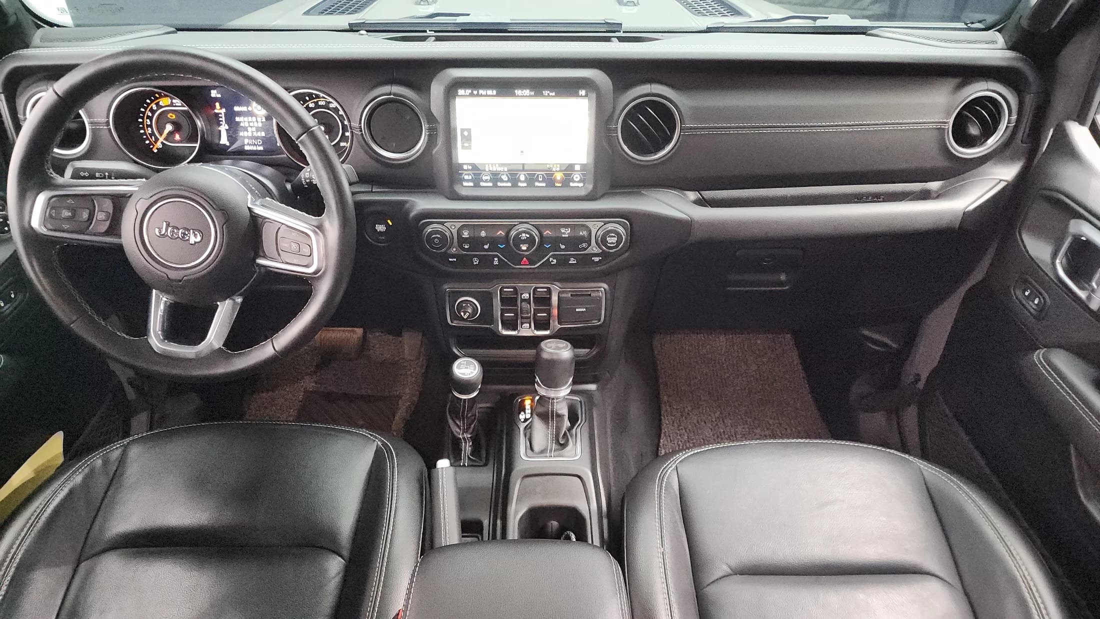 Jeep WRANGLER 2.0 Overland 4Door, 2022 г. 88505 км. — фото 7