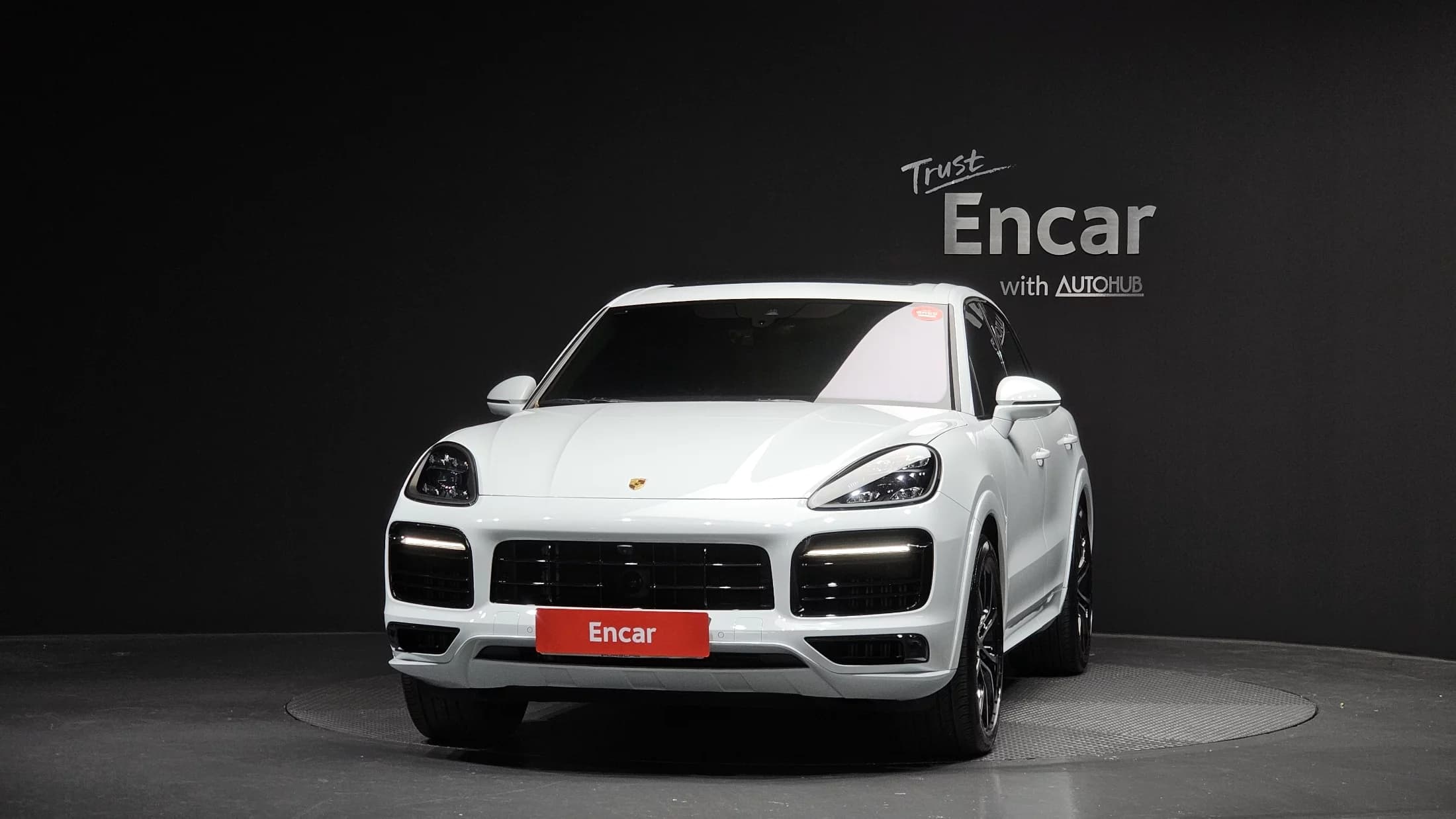 Porsche CAYENNE 3.0 PLATINUM EDITION, 2023 г. 24749 км. — фото 3