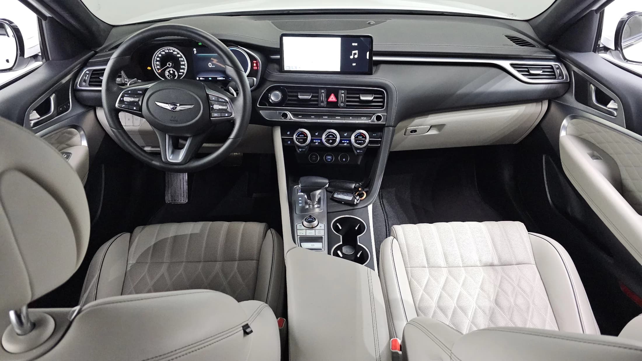Genesis G70 Gasoline 2.0T 2WD, 2022 г. 23909 км. — фото 7