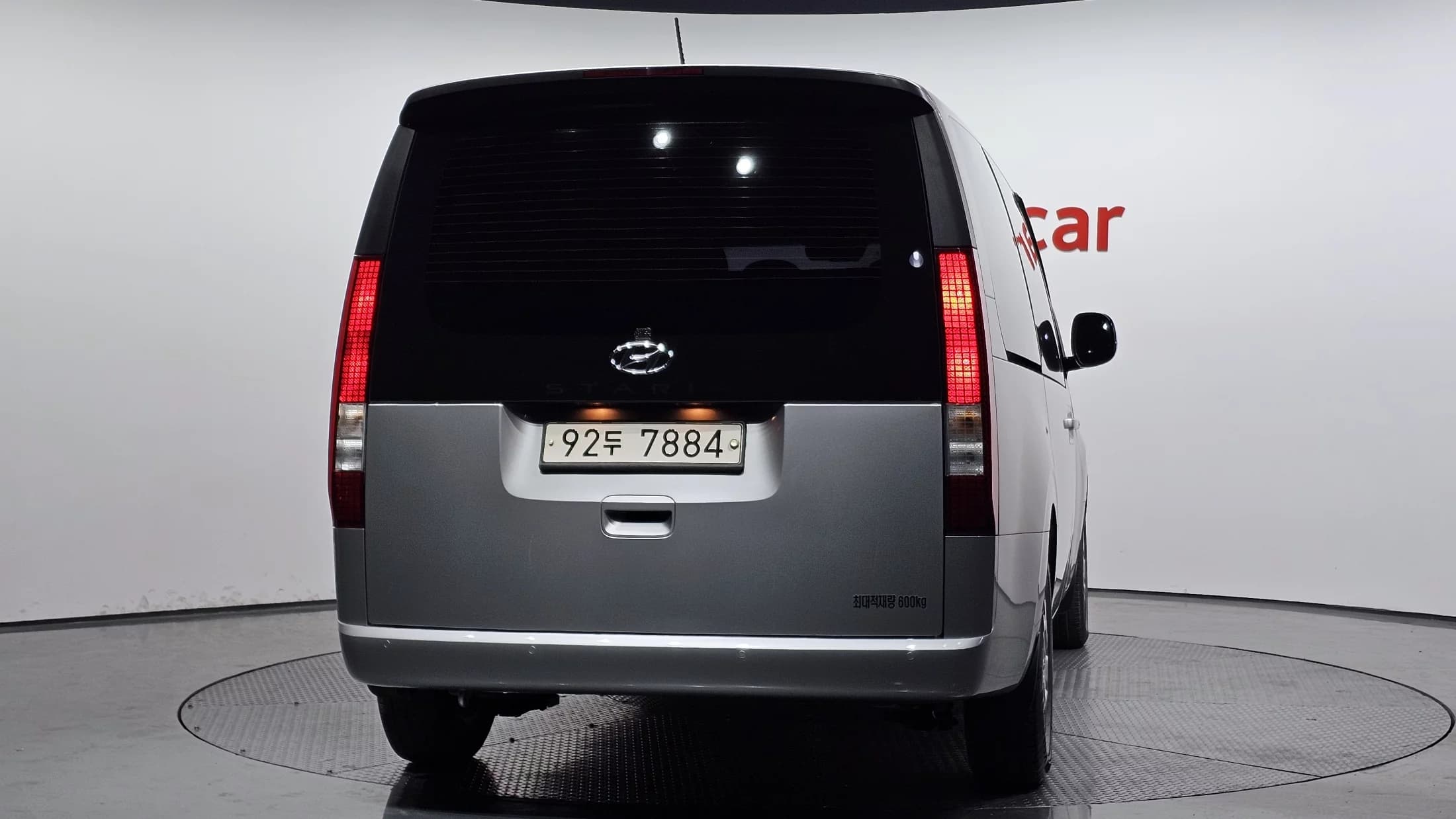 Hyundai Staria Cargo 5-Seater Modern, 2021 г. 99360 км. — фото 4