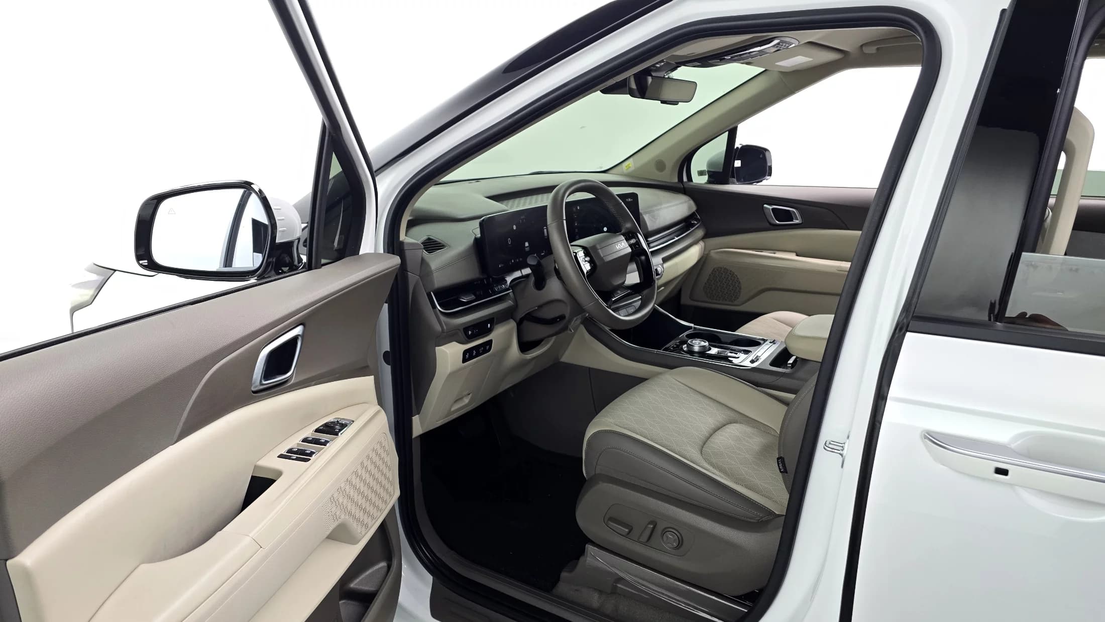 Kia Carnival 9-Seater Noblesse, 2025 г. 23547 км. — фото 11