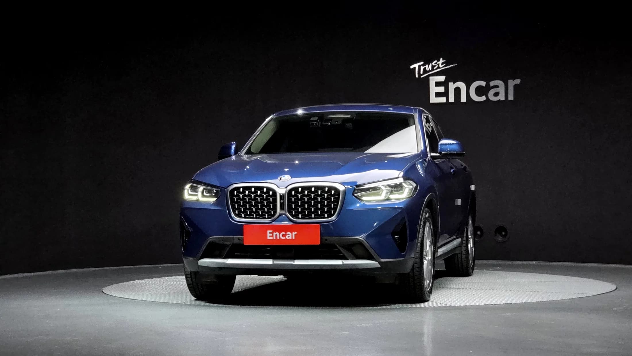 BMW X4 xDrive20i xLine, 2022 г. 27806 км. — фото 3