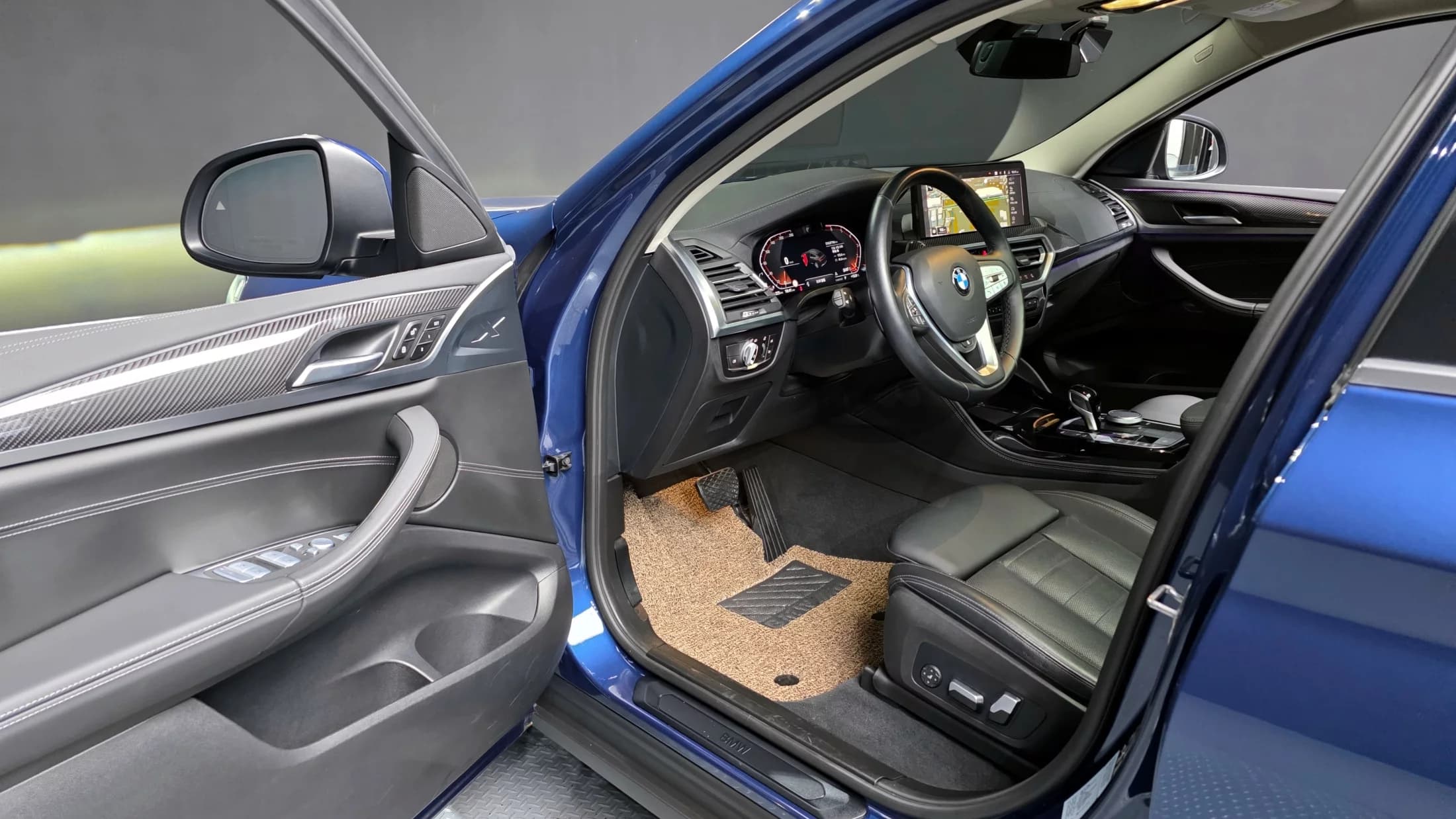 BMW X4 xDrive20i xLine, 2022 г. 27806 км. — фото 10