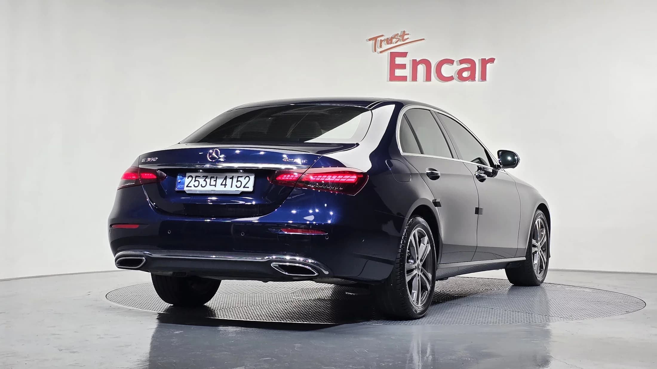 Mercedes-Benz E-Class E350 4MATIC Avantgarde, 2021 г. 30799 км. — фото 2