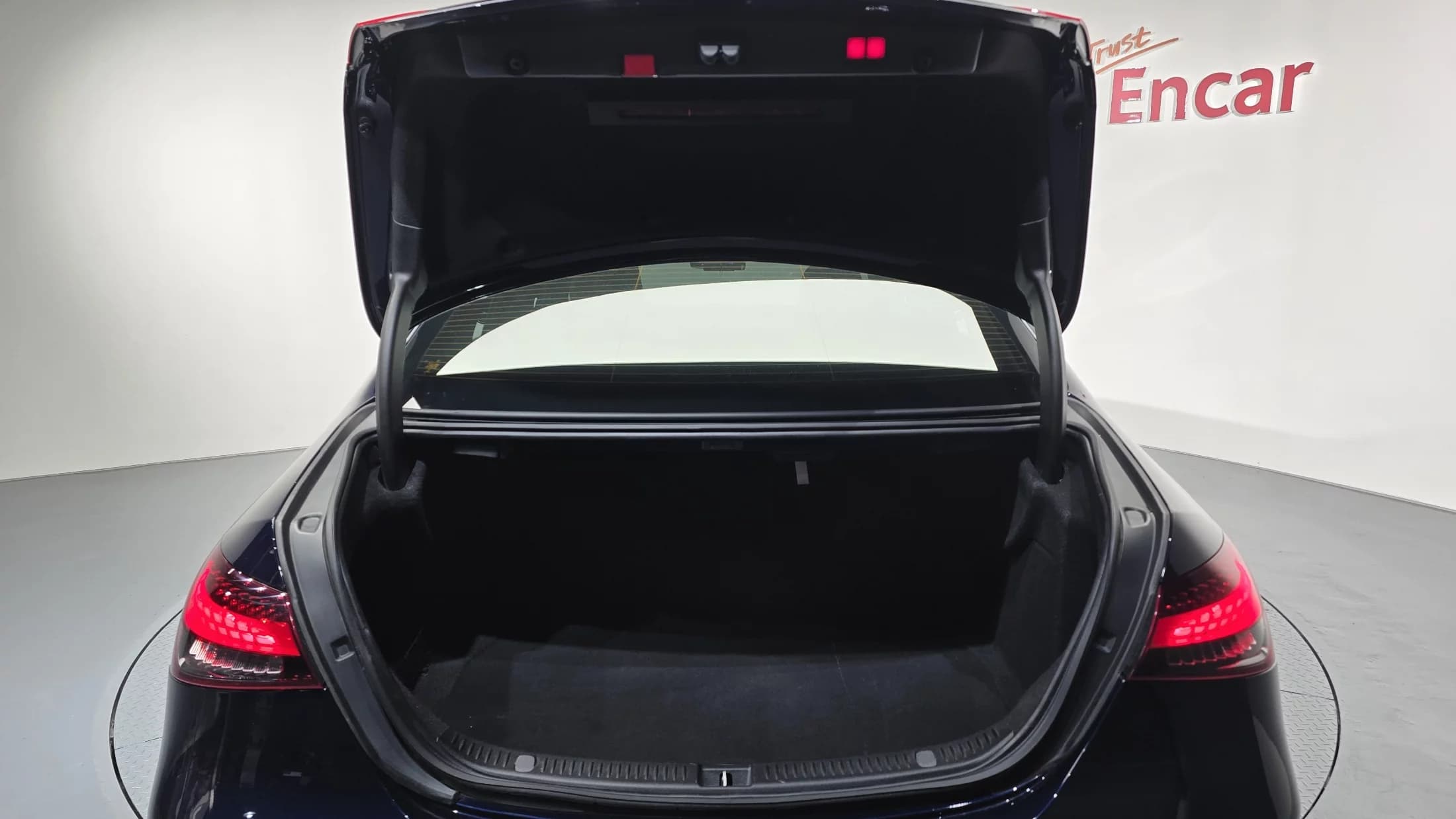 Mercedes-Benz E-Class E350 4MATIC Avantgarde, 2021 г. 30799 км. — фото 20