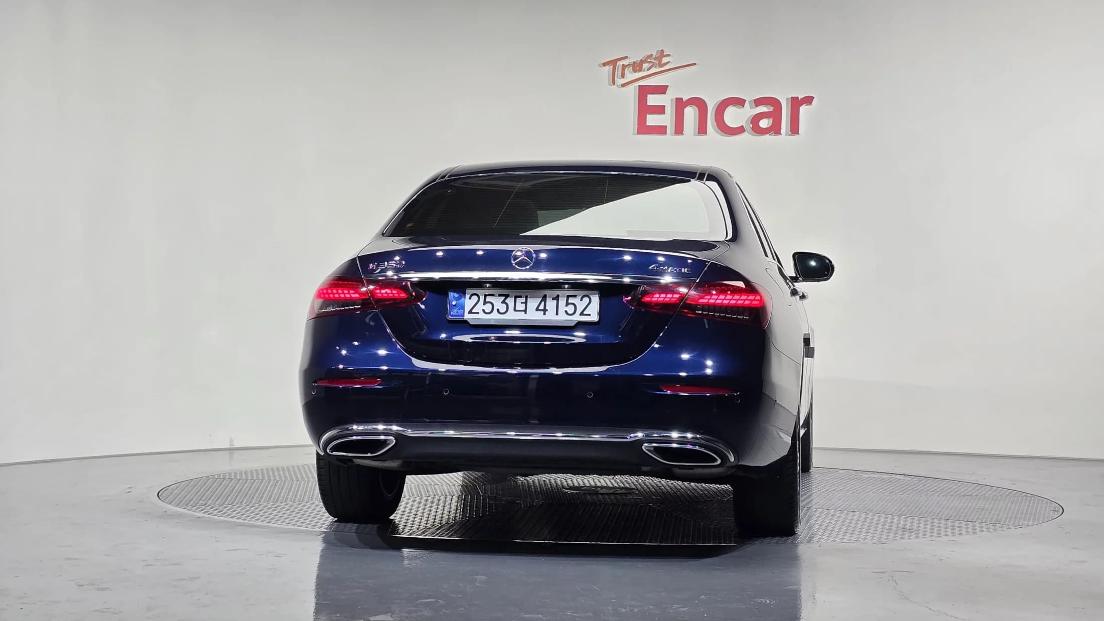Mercedes-Benz E-Class E350 4MATIC Avantgarde, 2021 г. 30799 км. — фото 4