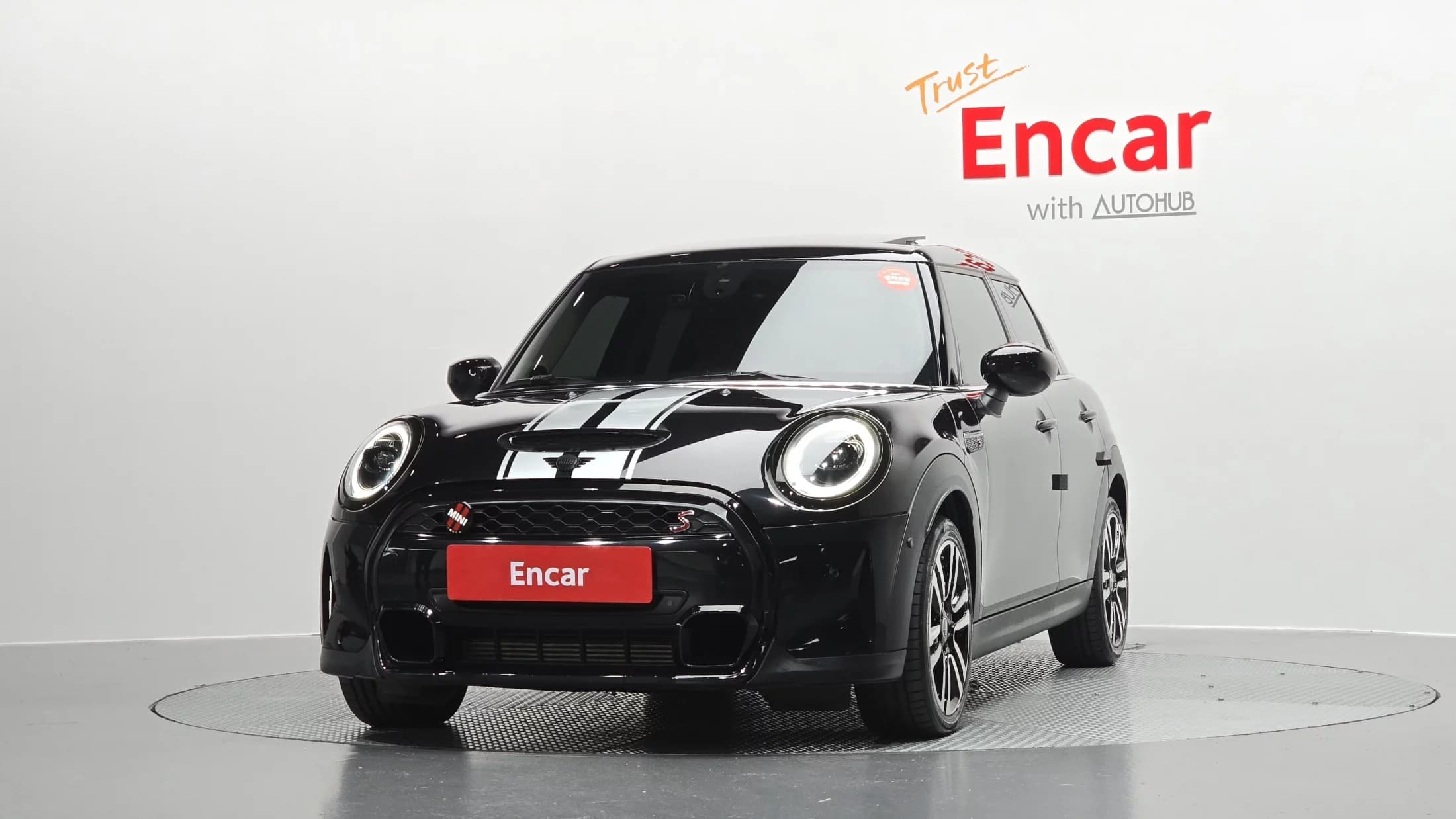 MINI Cooper 5Door Classic Third Generation, 2023 г. 21087 км. — фото 3