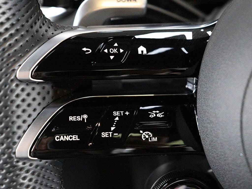 Mercedes-Benz EQE EQE53 AMG 4MATIC+, электромобиль, 2023 г. 26168 км. — фото 11