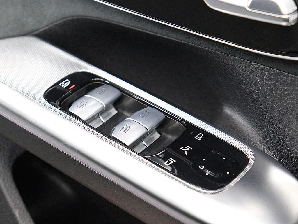 Mercedes-Benz EQE EQE53 AMG 4MATIC+, электромобиль, 2023 г. 26168 км. — фото 13
