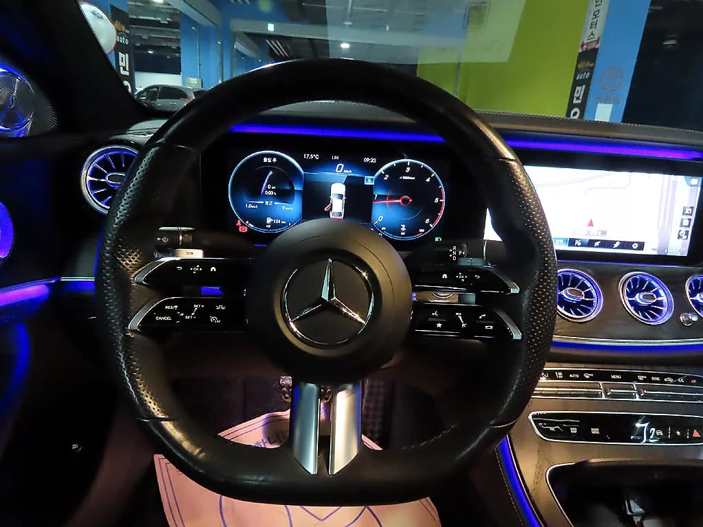 Mercedes-Benz E-Class E220d 4MATIC AMG Line, 2021 г. 67046 км. — фото 11