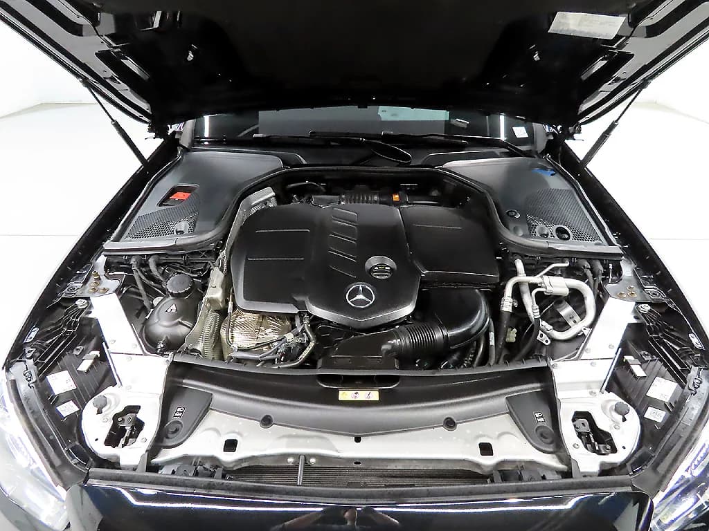 Mercedes-Benz E-Class E220d 4MATIC AMG Line, 2021 г. 67046 км. — фото 5