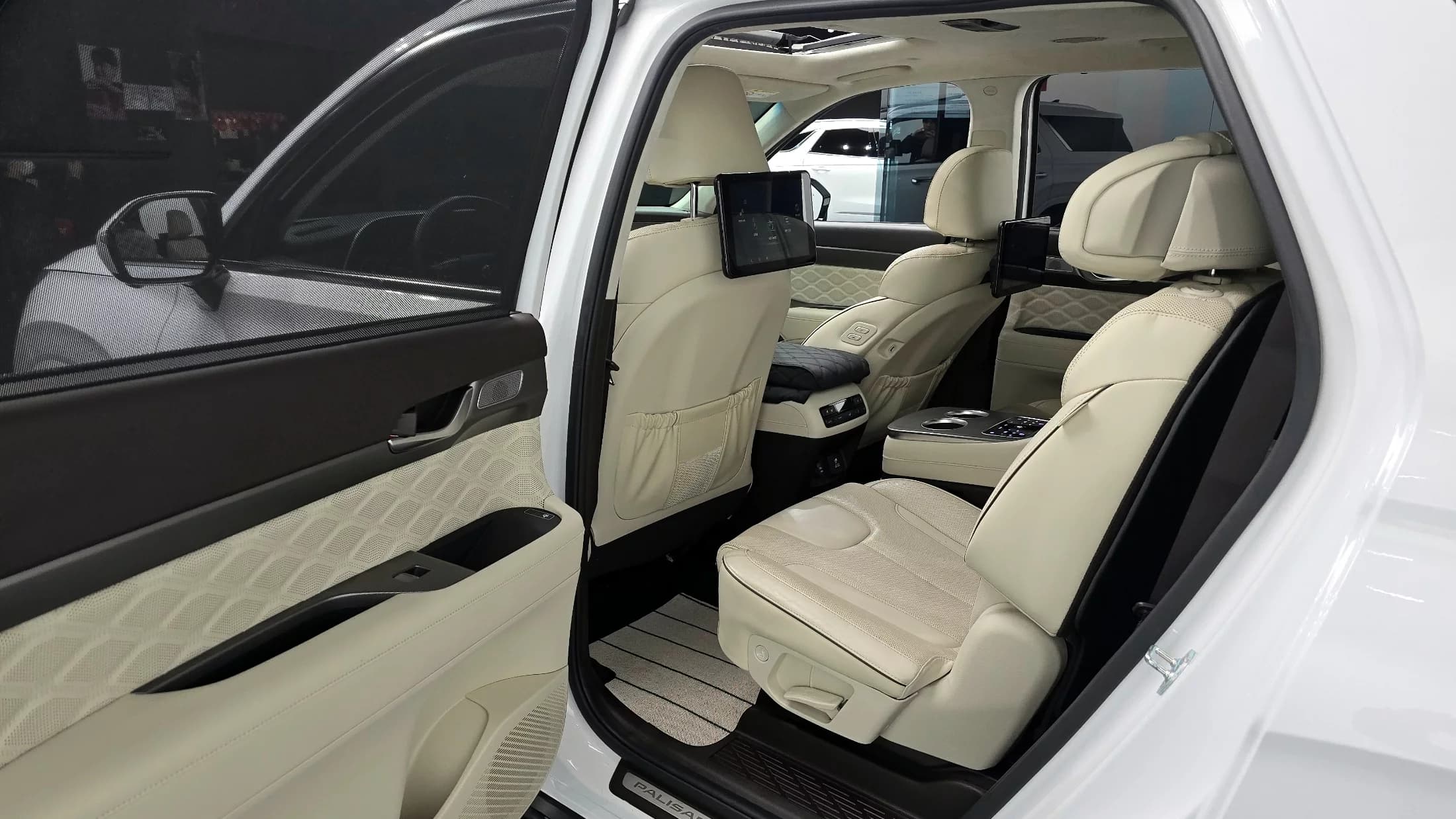 Hyundai Palisade Gasoline 3.8 4WD VIP, 2021 г. 71601 км. — фото 12