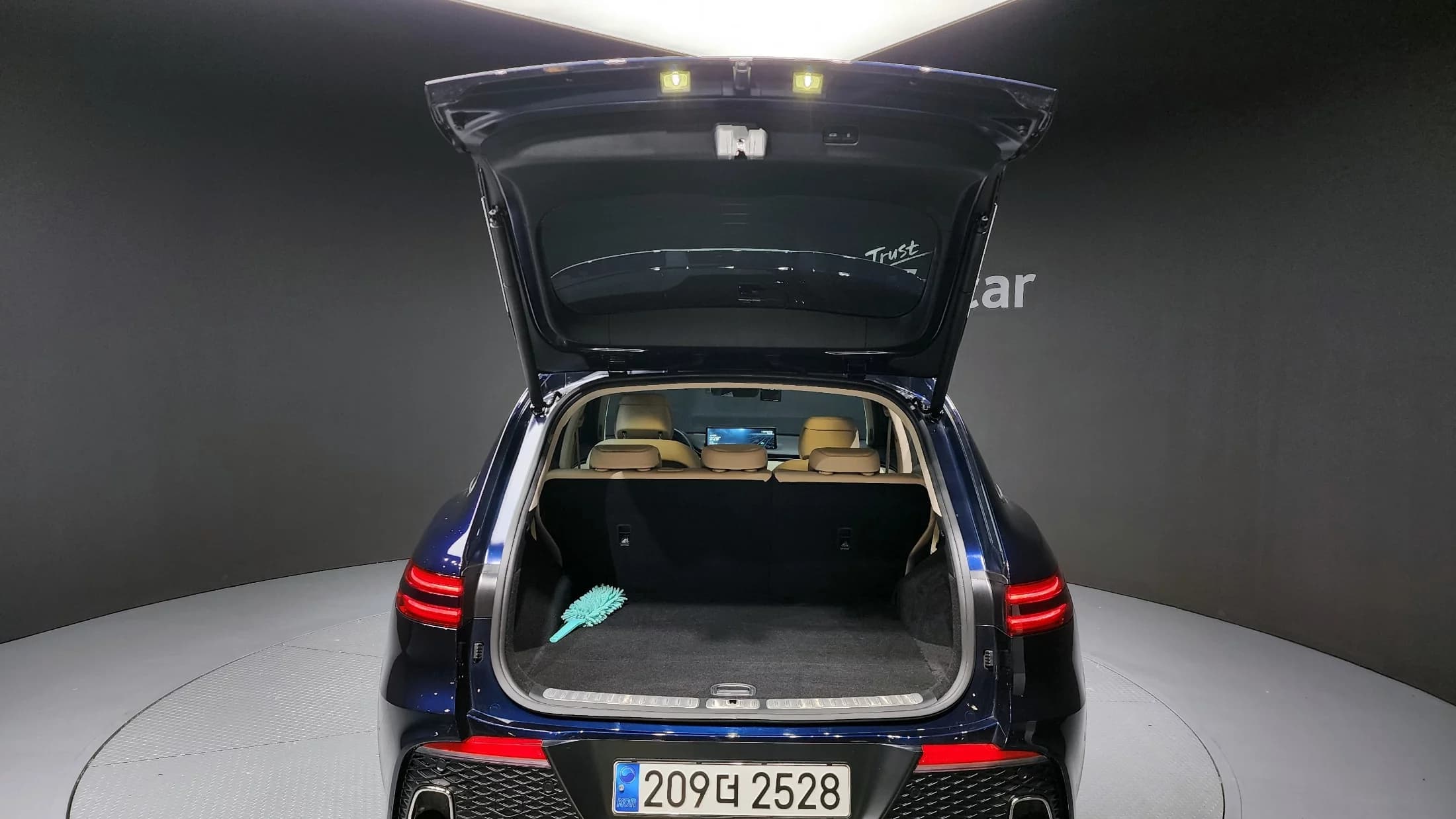 Genesis GV70 2.5T Gasoline 2WD, 2023 г. 7421 км. — фото 20