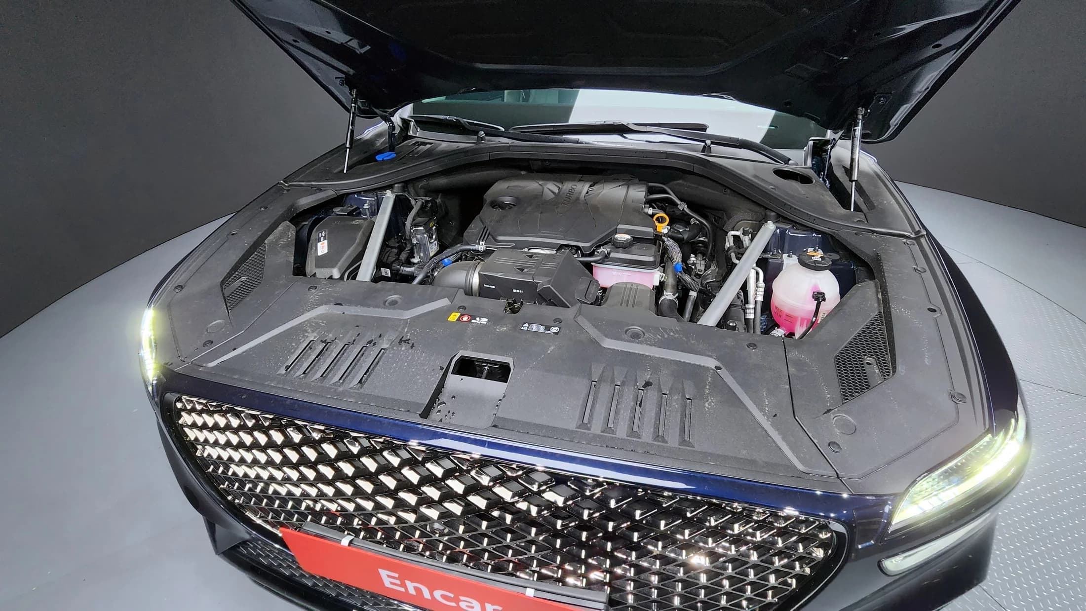 Genesis GV70 2.5T Gasoline 2WD, 2023 г. 7421 км. — фото 6