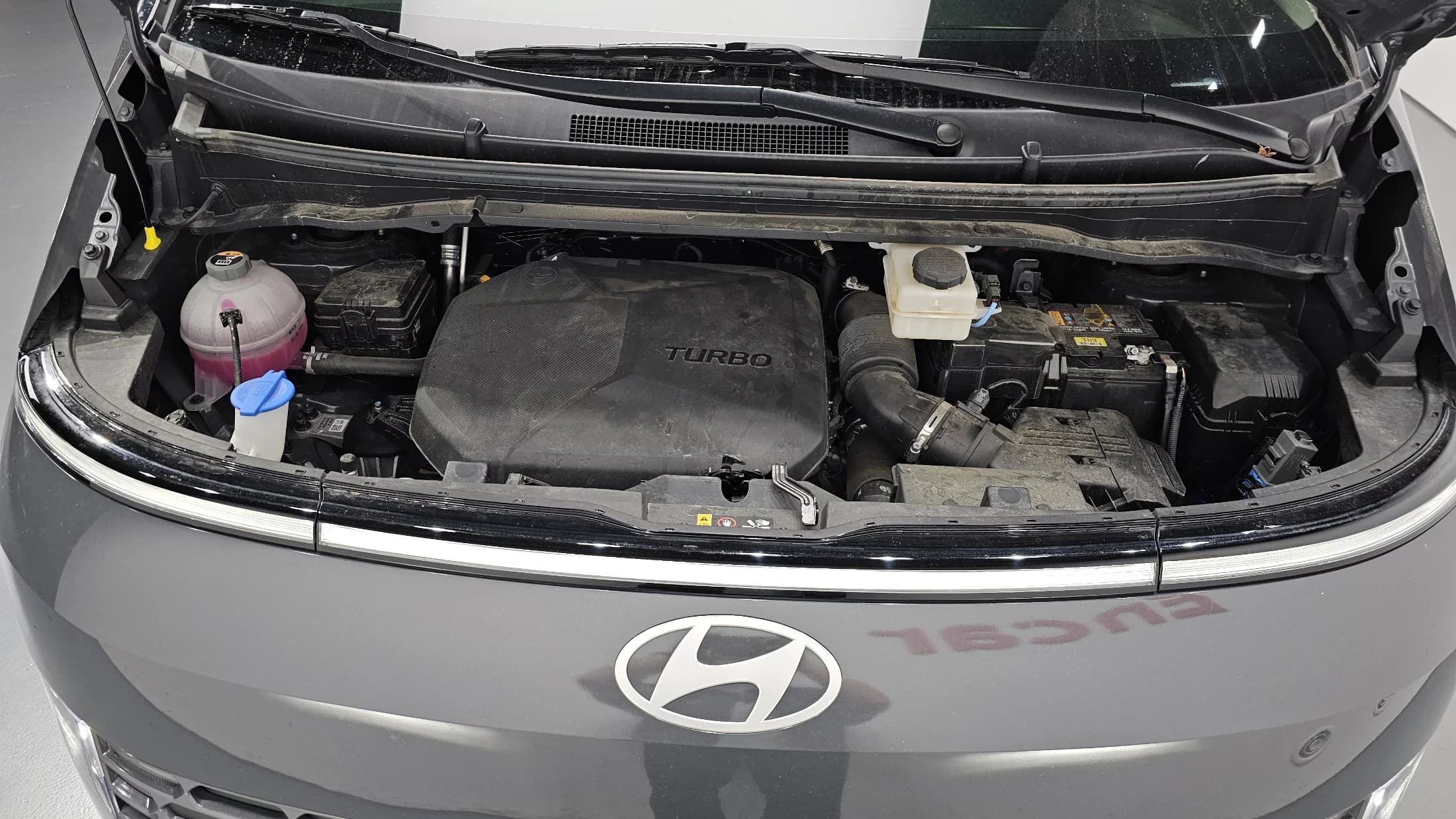 Hyundai Staria 4WD Tourer 9-Seater Modern, 2025 г. 14588 км. — фото 6