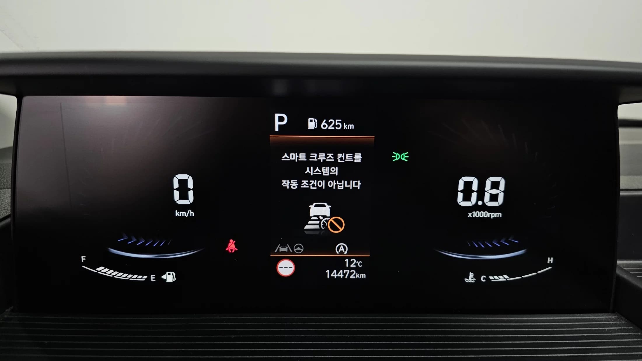 Hyundai Staria 4WD Tourer 9-Seater Modern, 2025 г. 14588 км. — фото 8